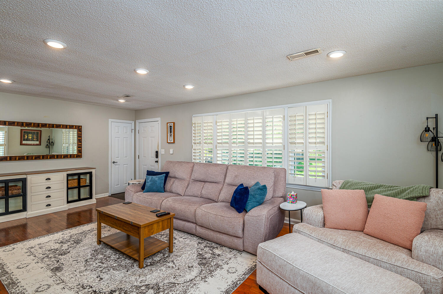 3902 Laird Lane