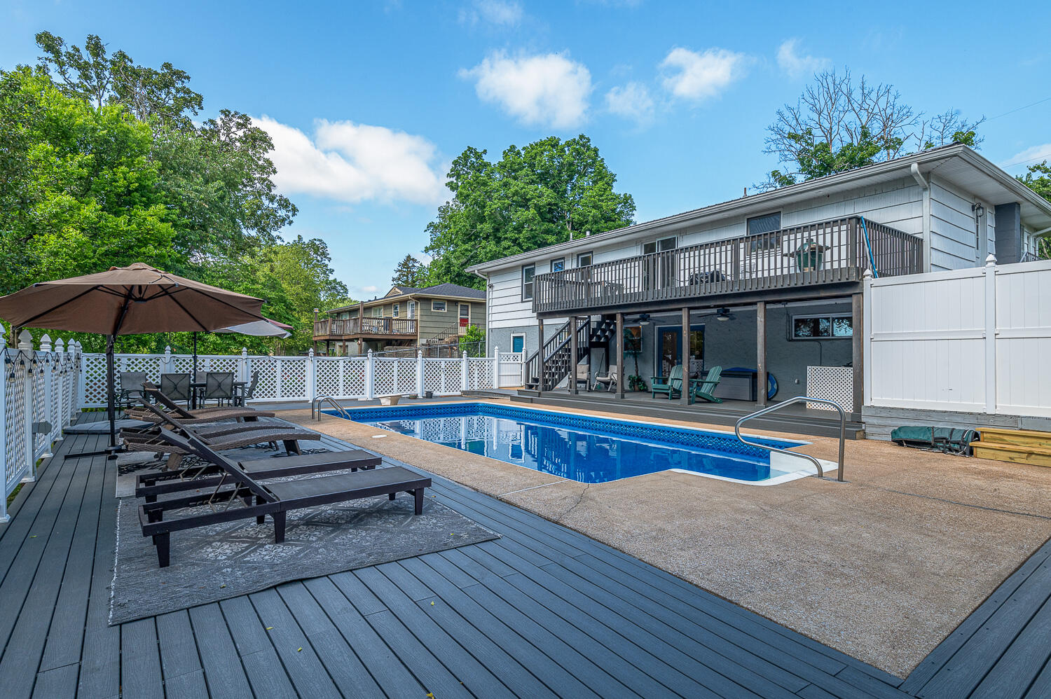 3902 Laird Lane
