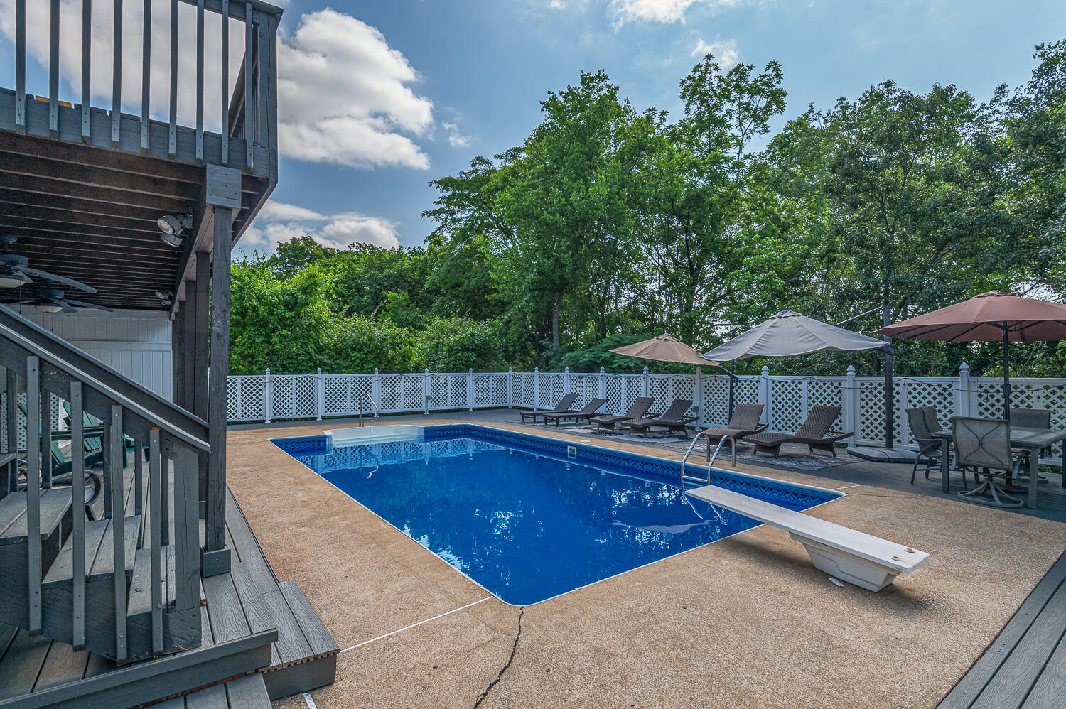 3902 Laird Lane