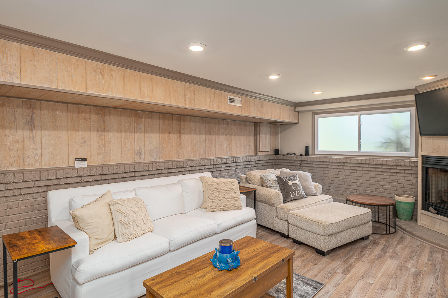 3902 Laird Lane
