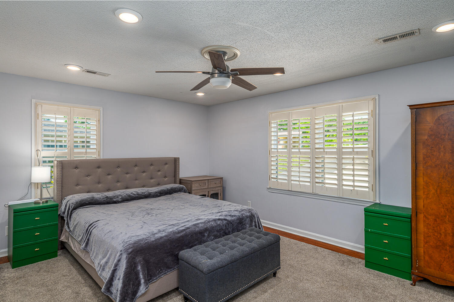 3902 Laird Lane