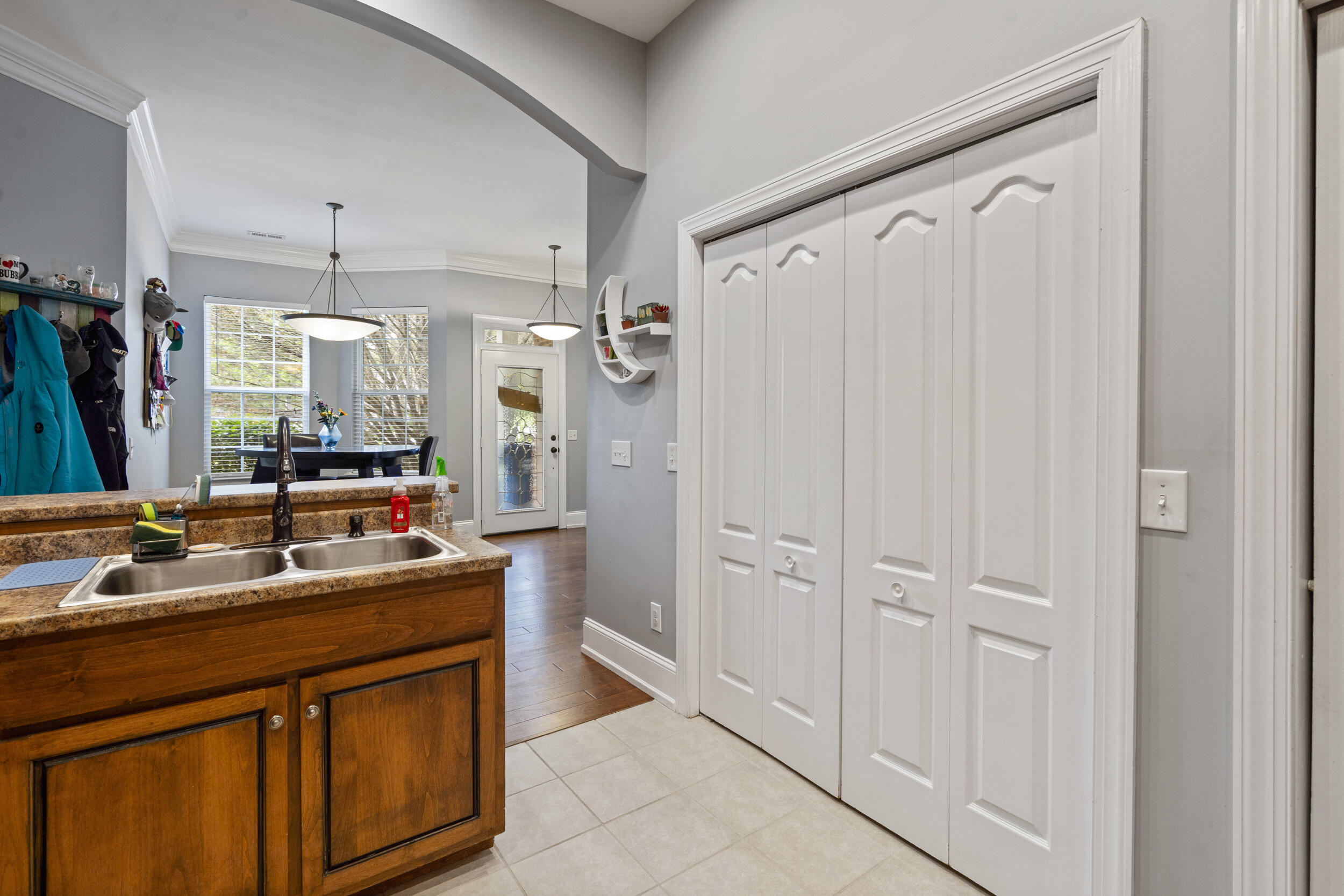 1809 Jackson Square Drive