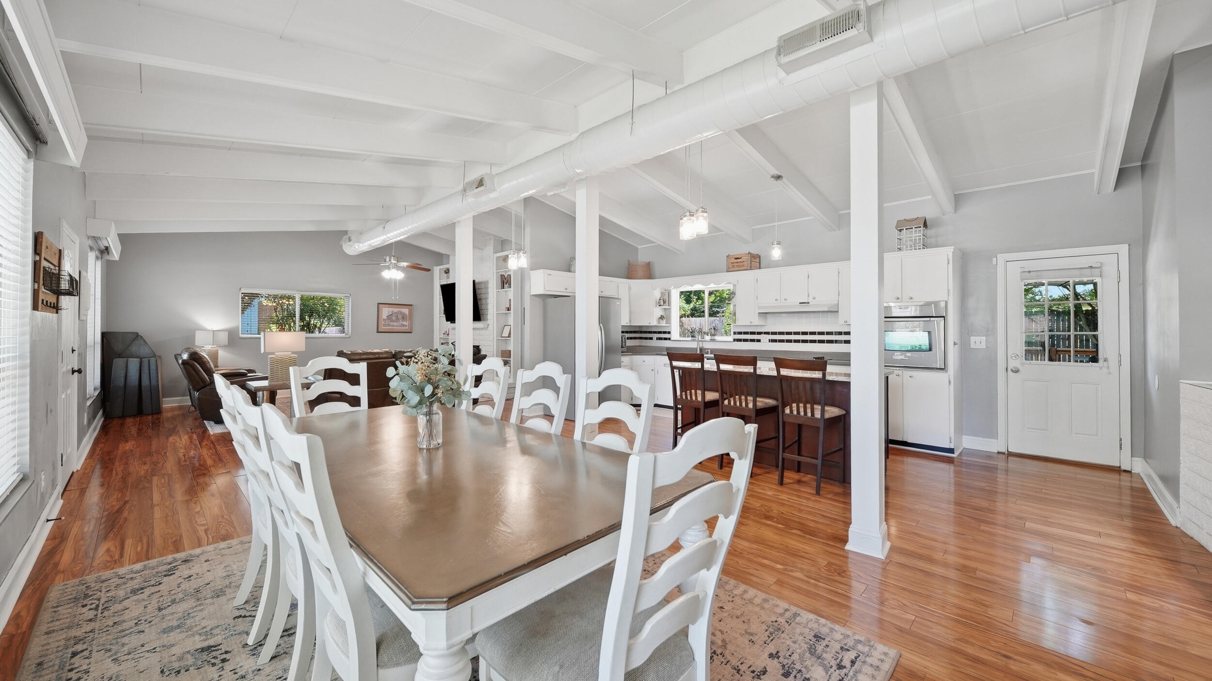 1413 Awhila Drive