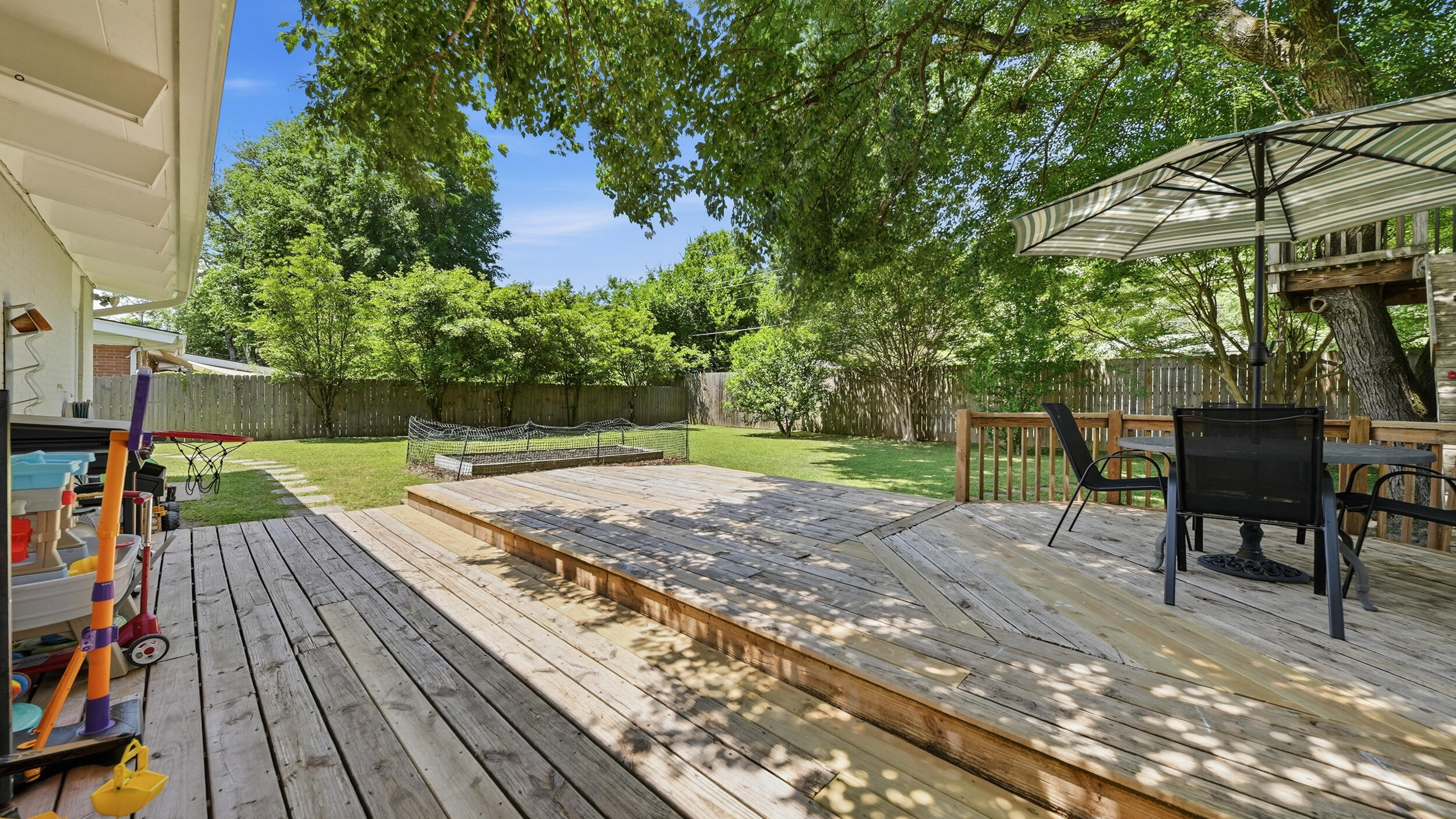 1413 Awhila Drive