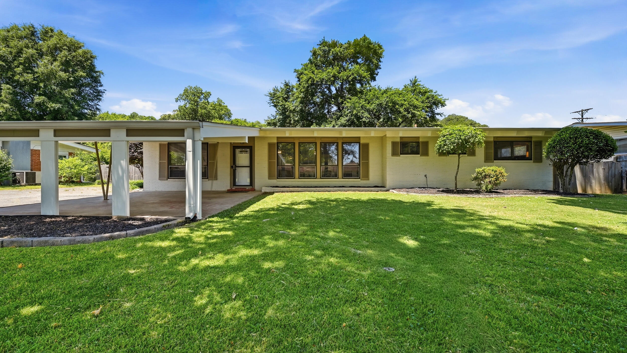 1413 Awhila Drive