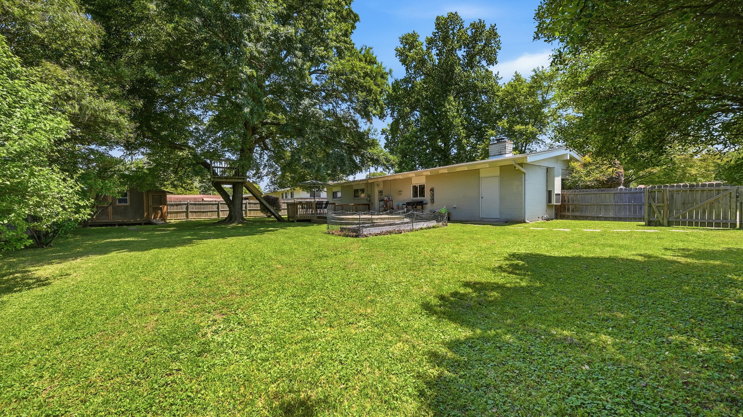 1413 Awhila Drive