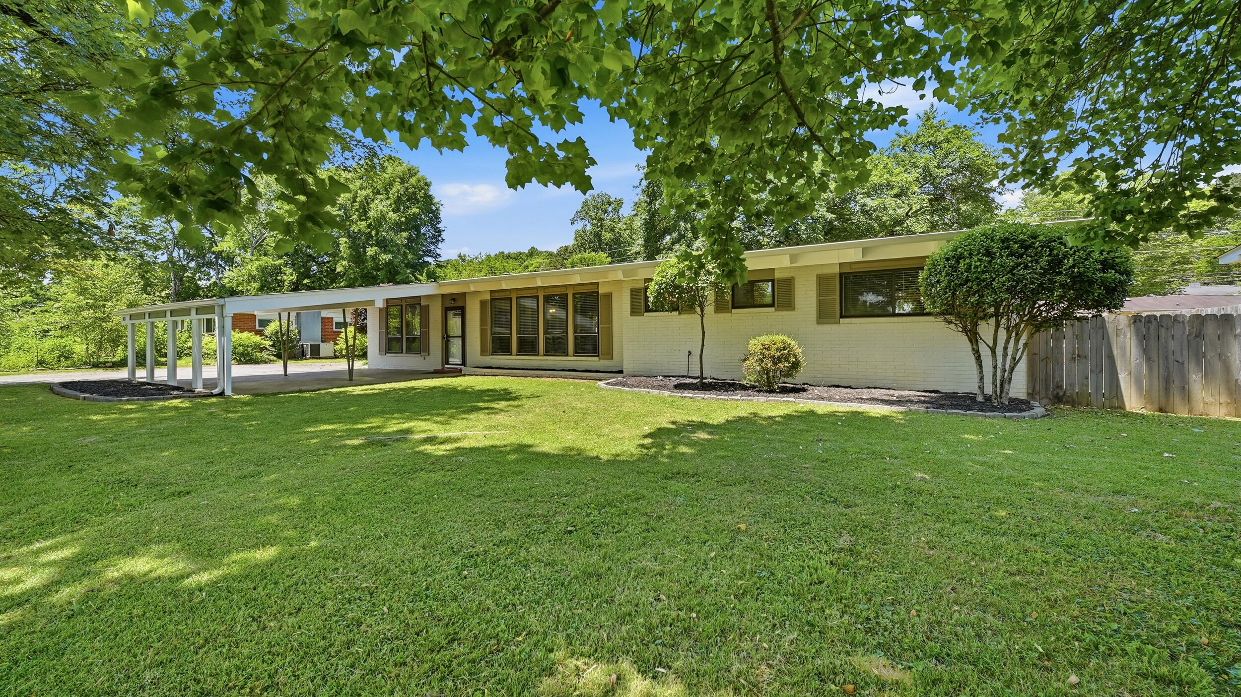 1413 Awhila Drive