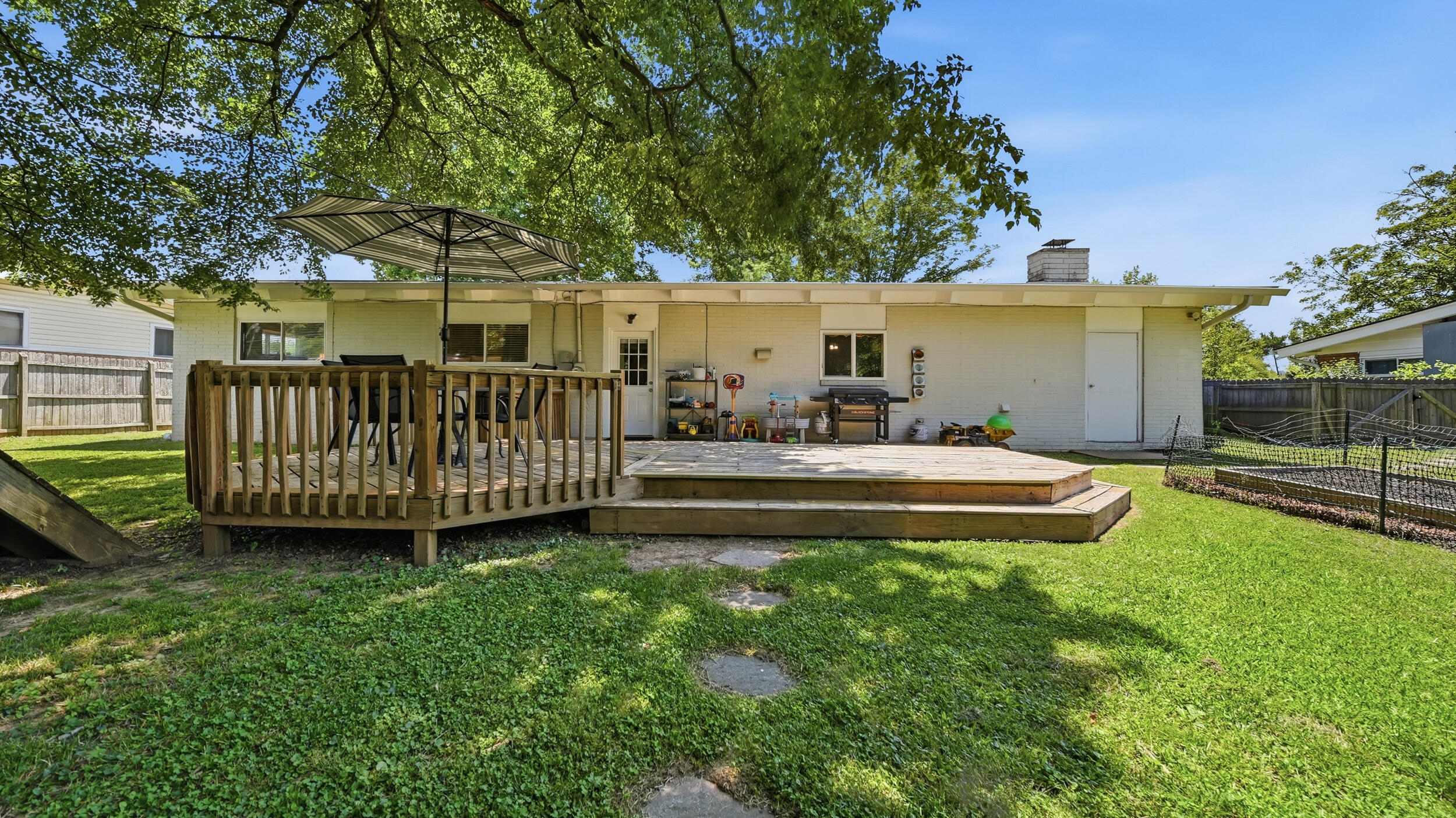 1413 Awhila Drive