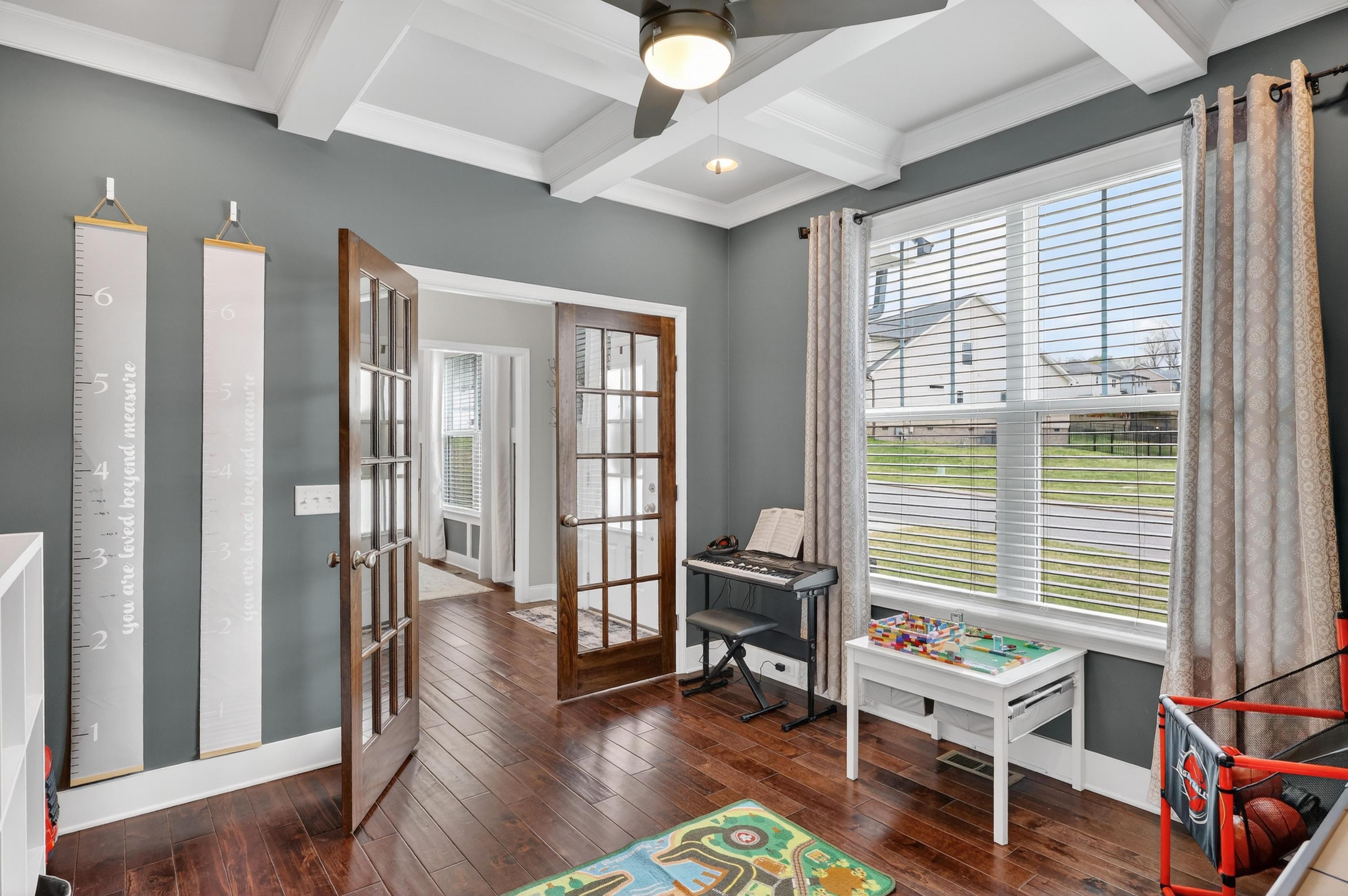 6582 Frankfurt Road