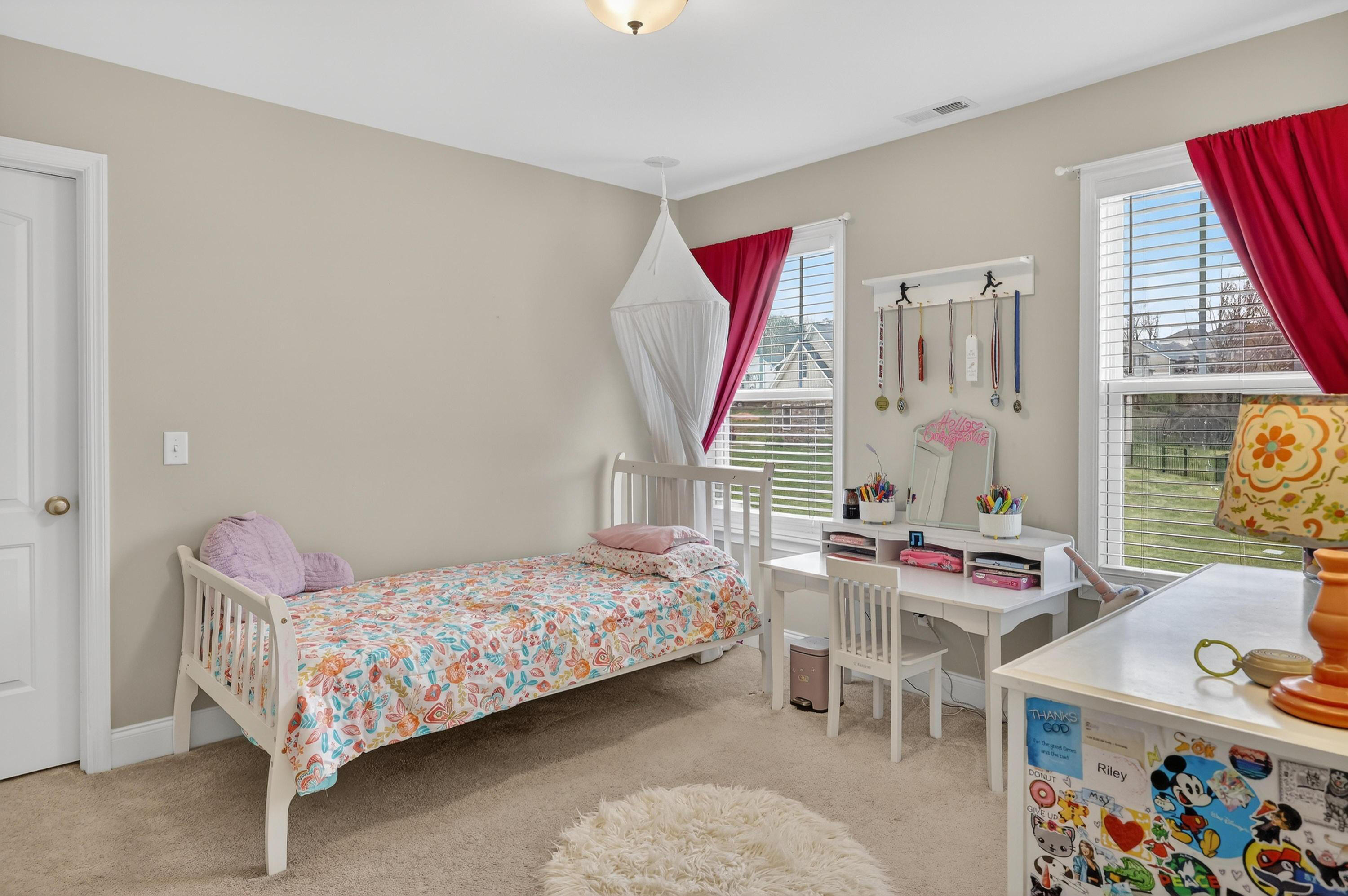 6582 Frankfurt Road