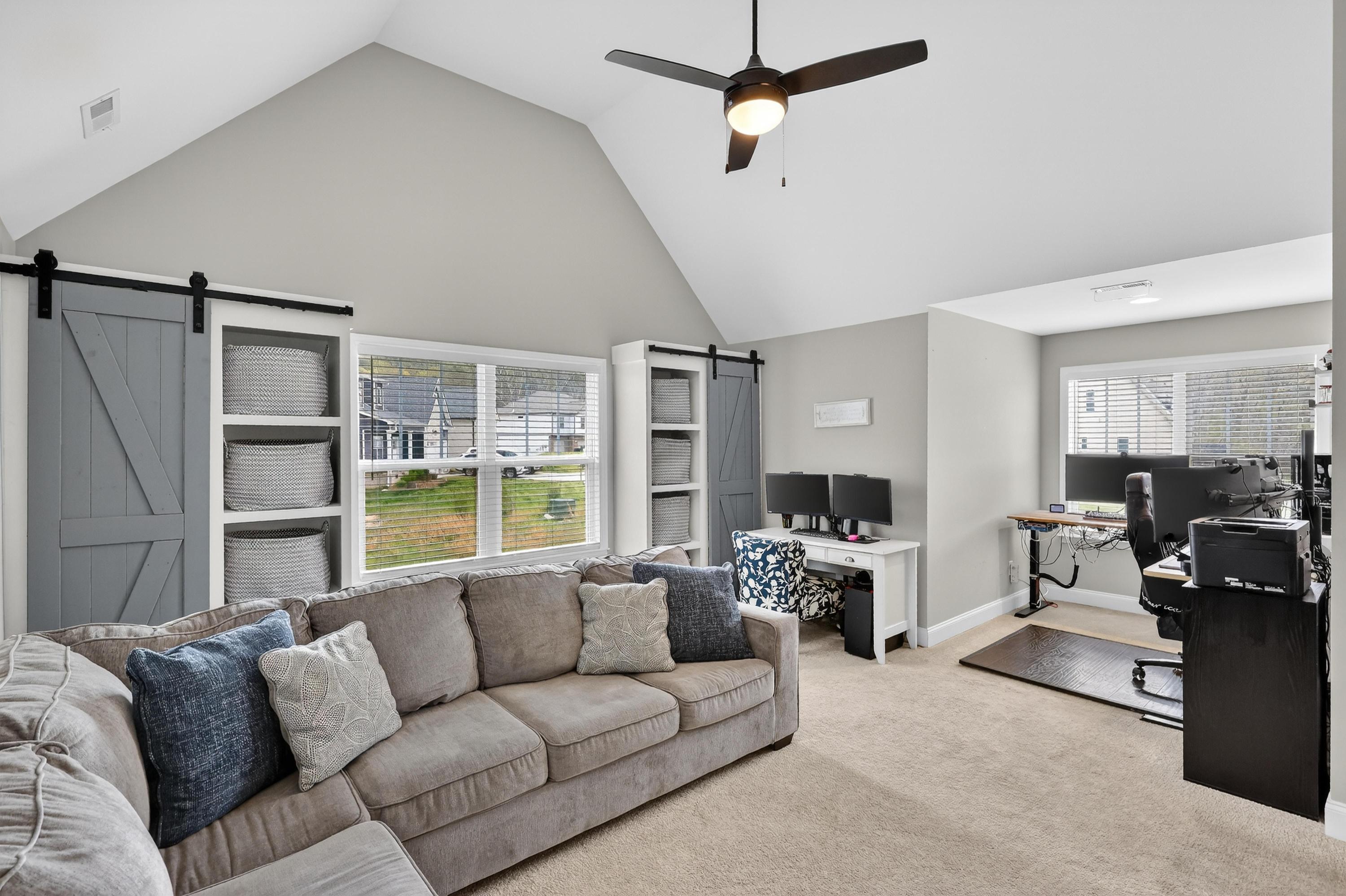 6582 Frankfurt Road