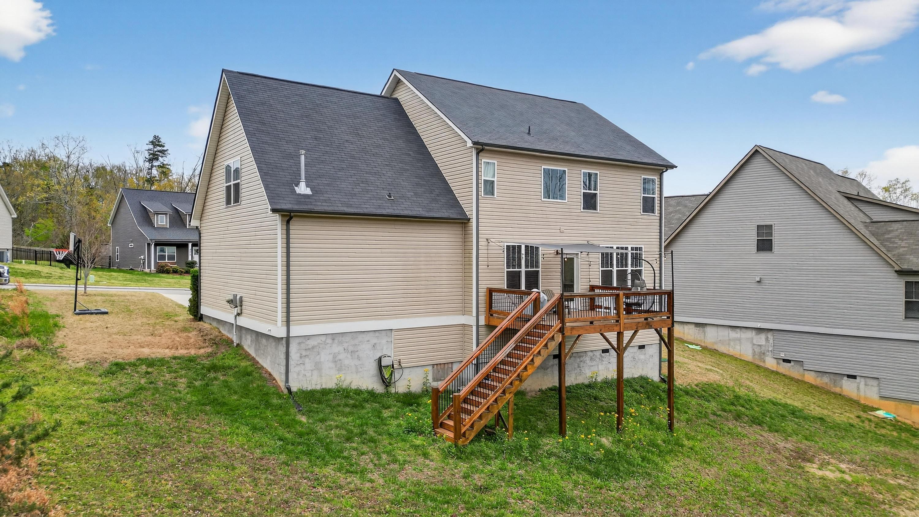6582 Frankfurt Road
