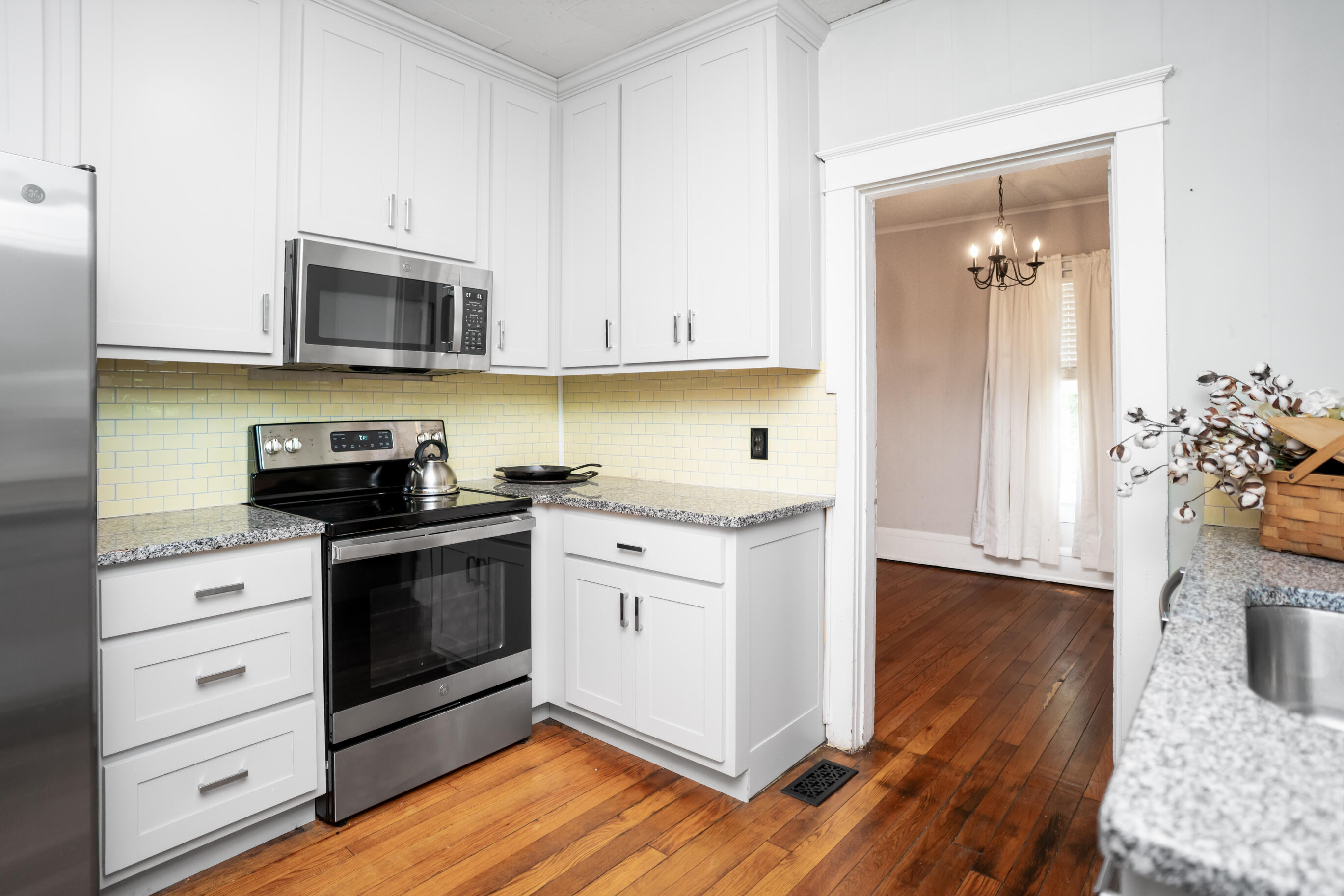 804 Elm Avenue