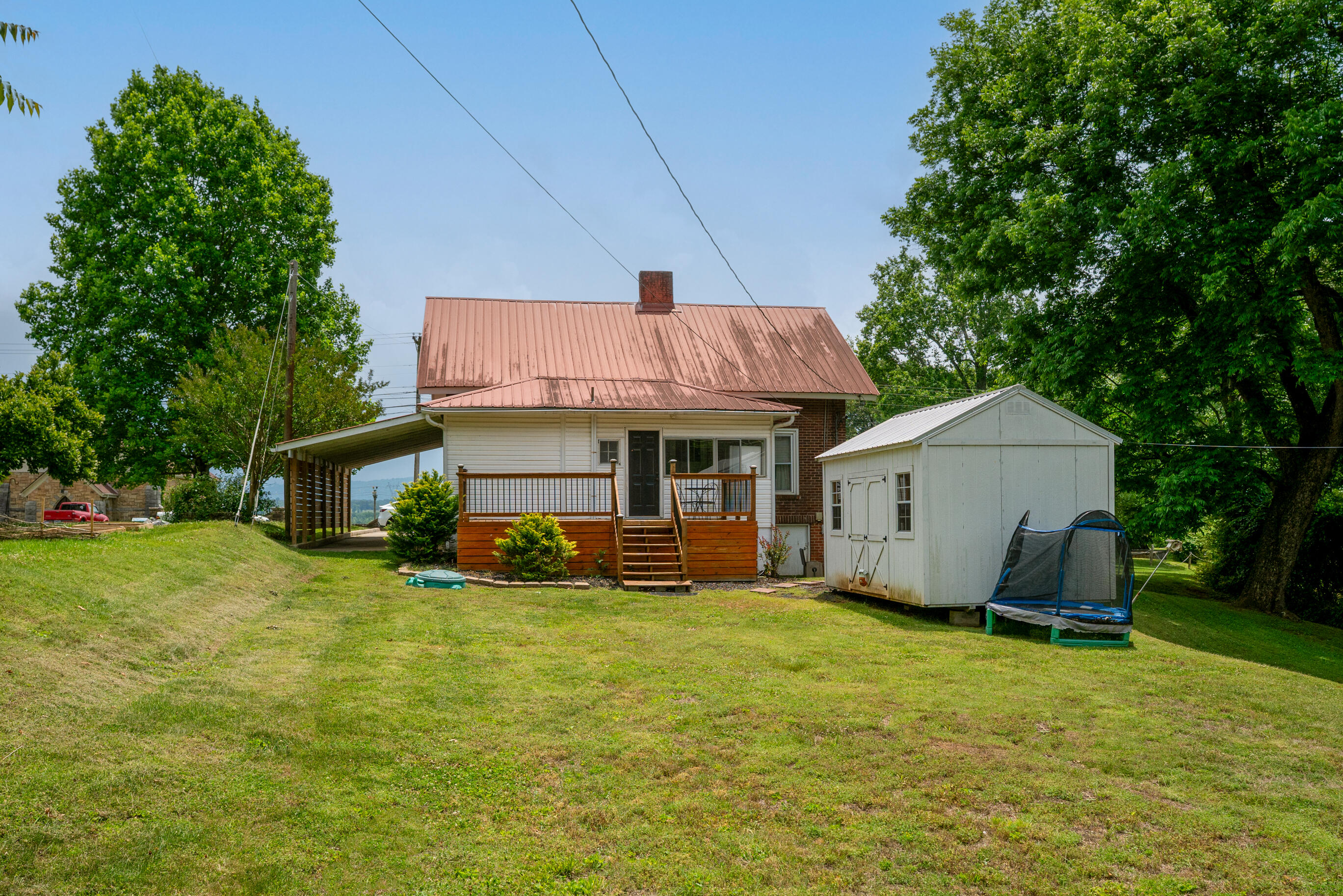 804 Elm Avenue