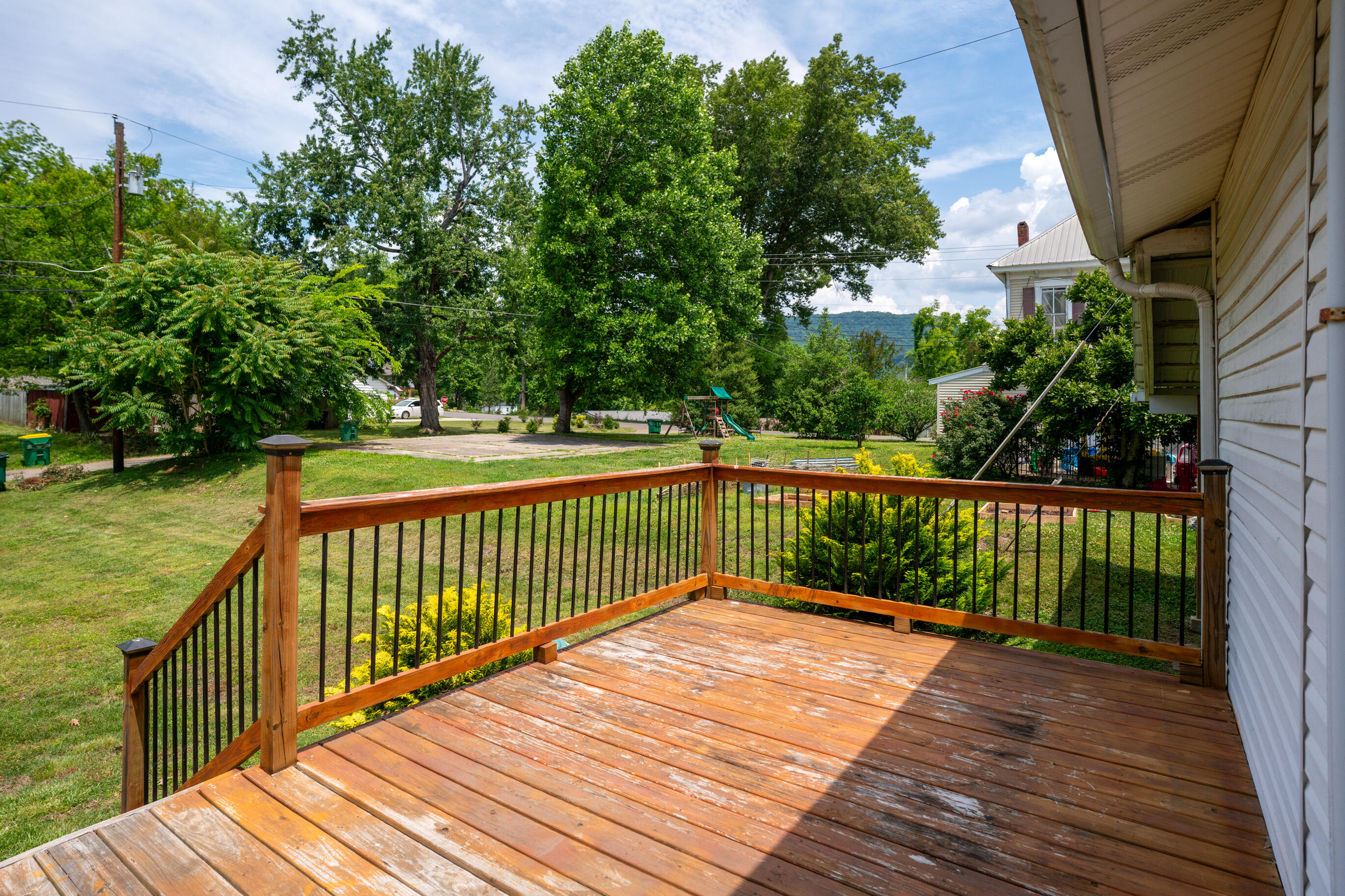 804 Elm Avenue