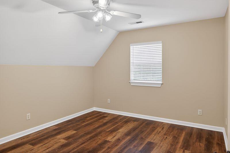 112 Dogwood Trail