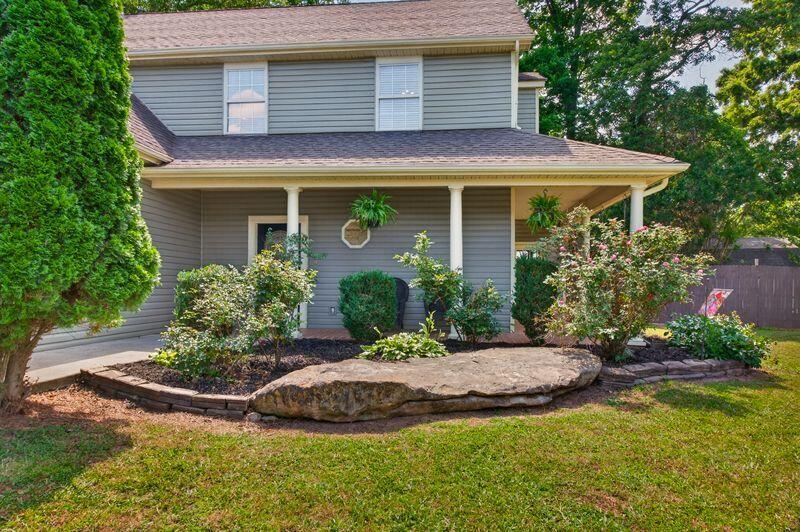 112 Dogwood Trail