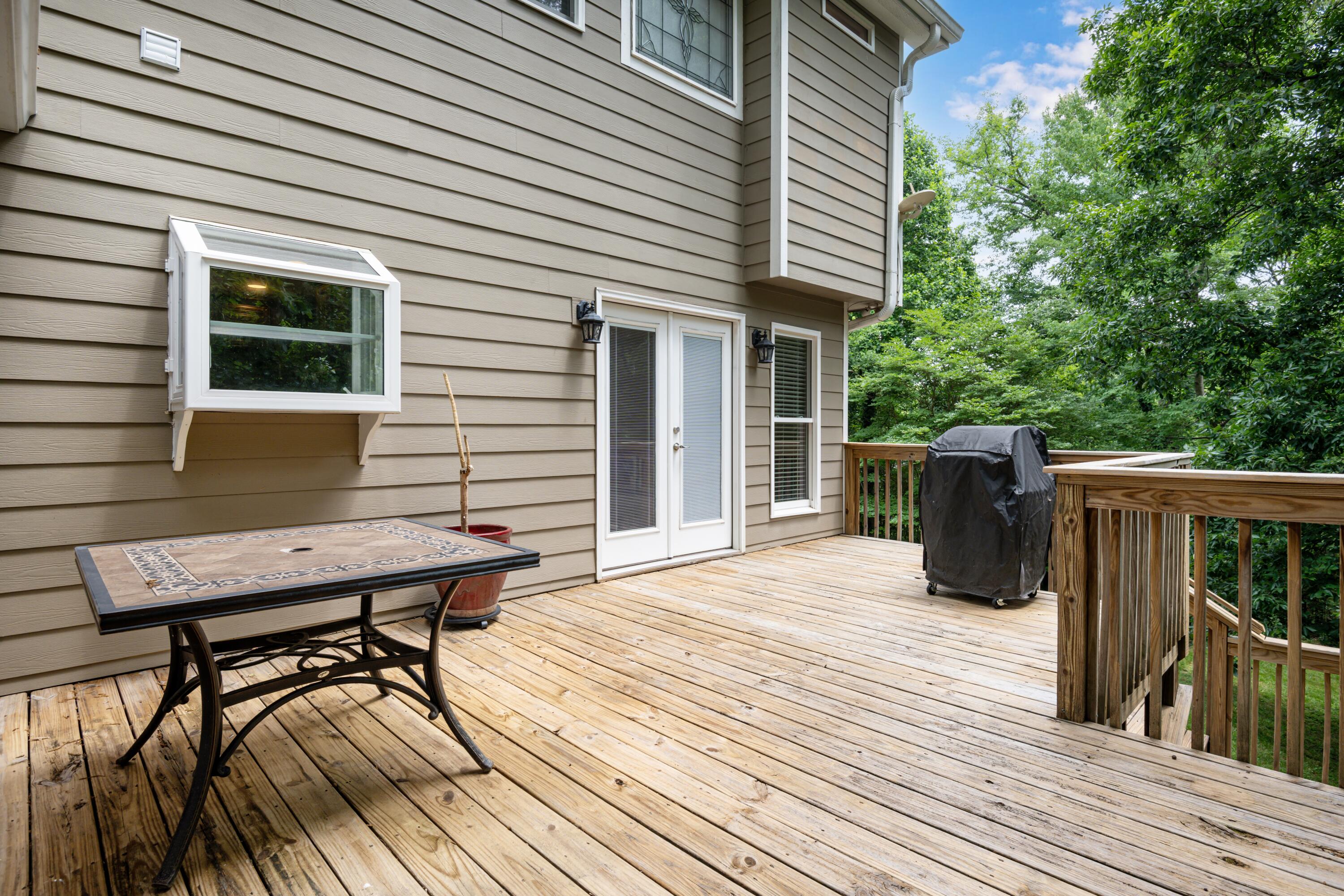 618 River Landing Drive