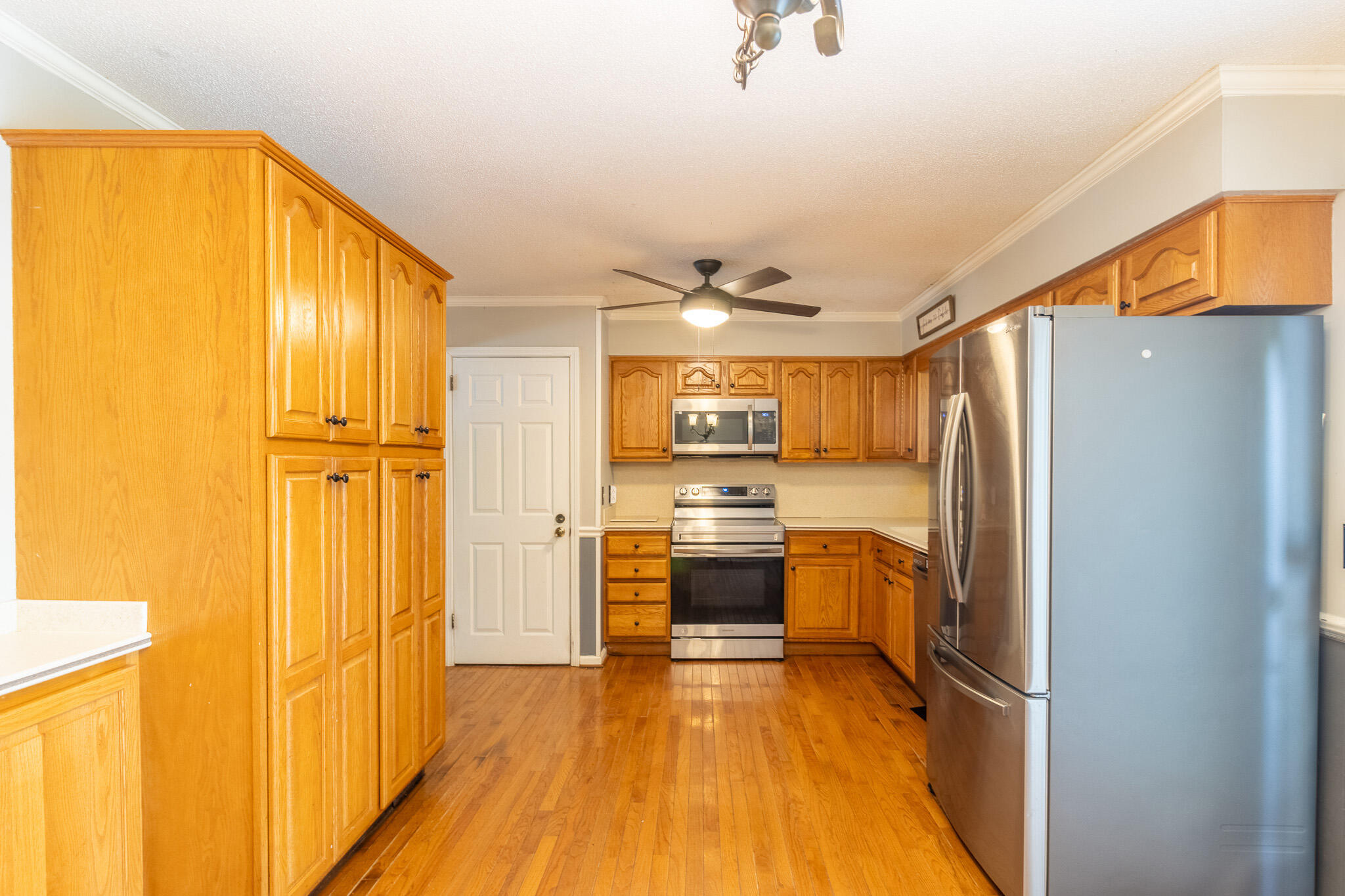 901 Spurling Drive