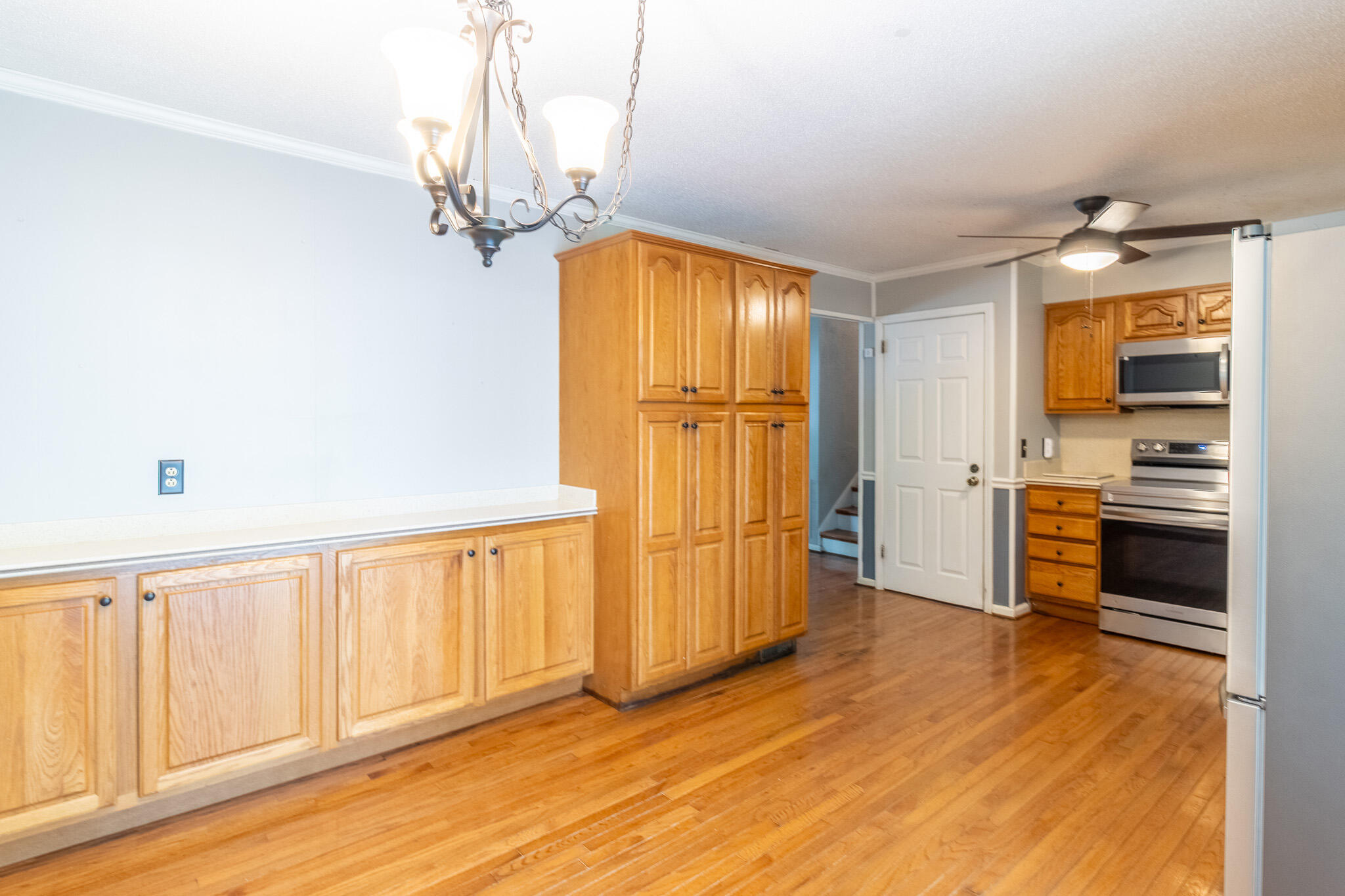 901 Spurling Drive