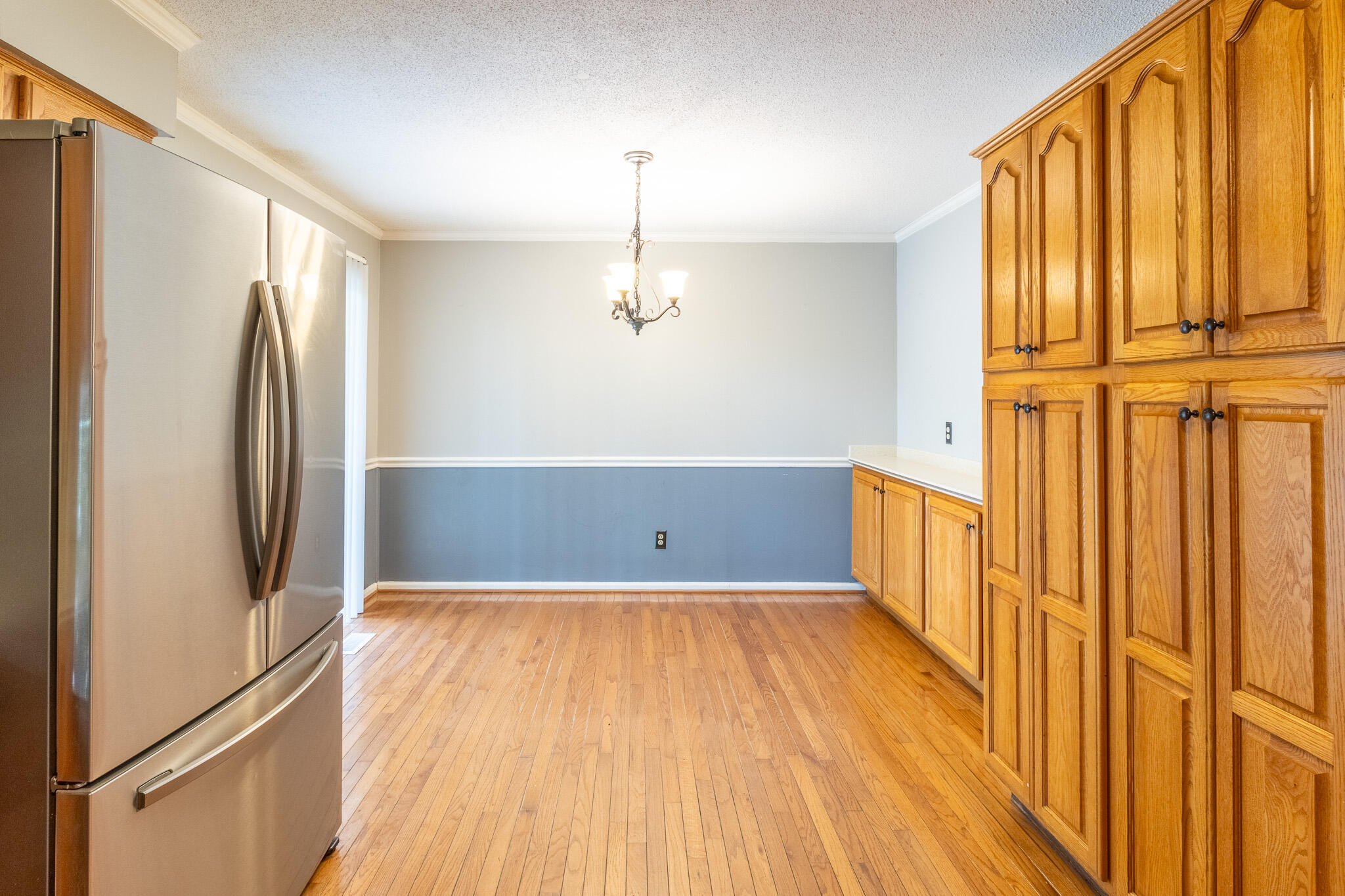 901 Spurling Drive