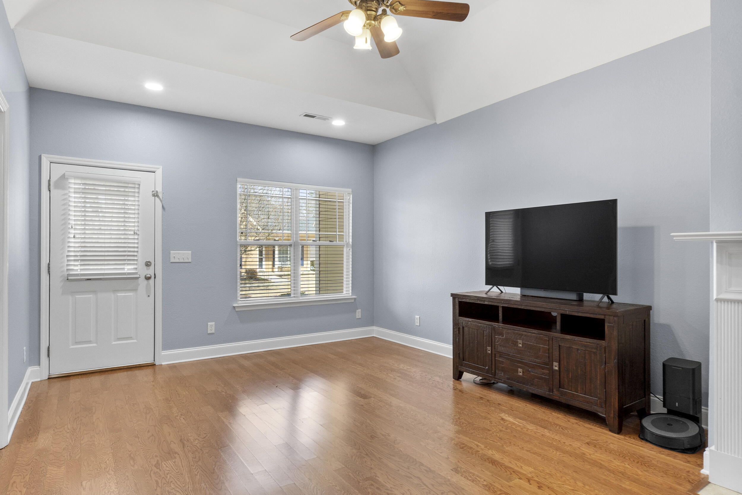 787 Callaway Court