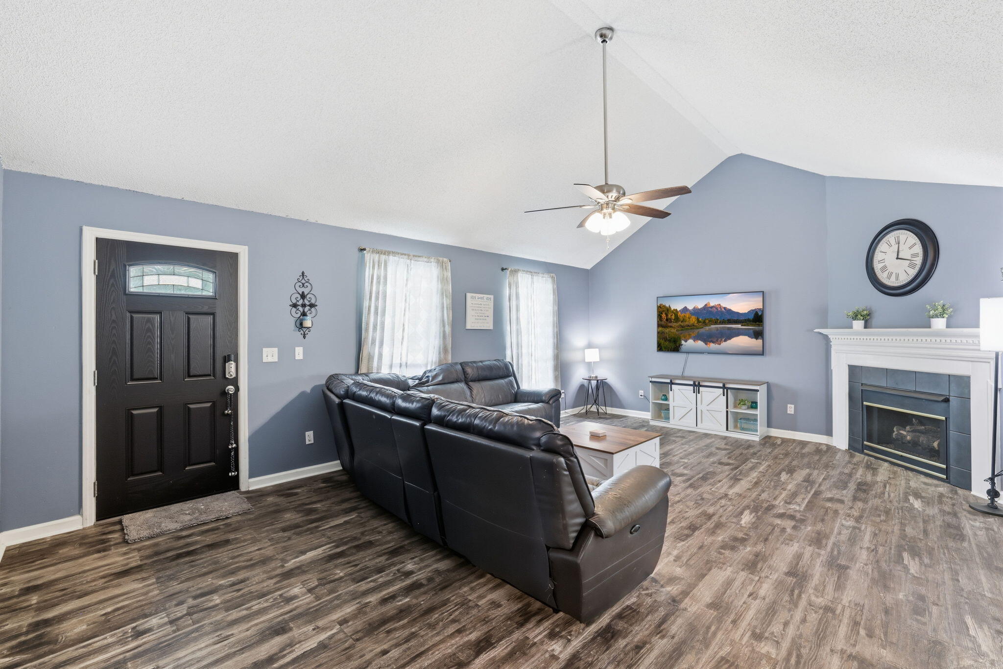 10123 Bear Trail Drive