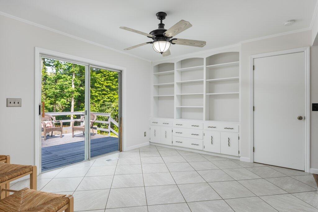 2505 Dowler Circle