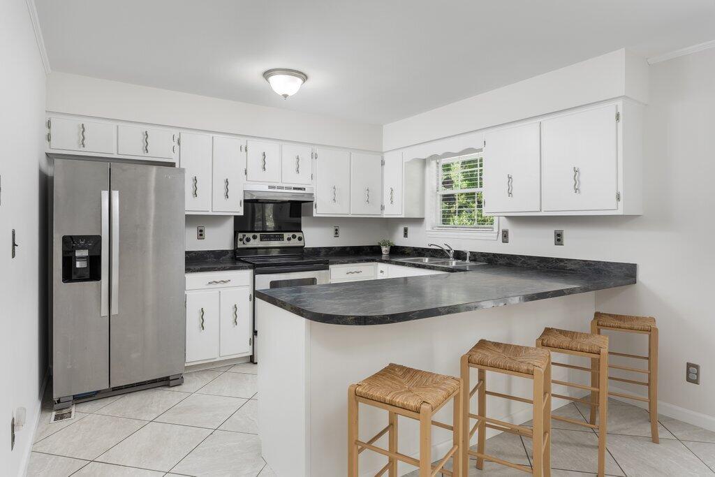 2505 Dowler Circle
