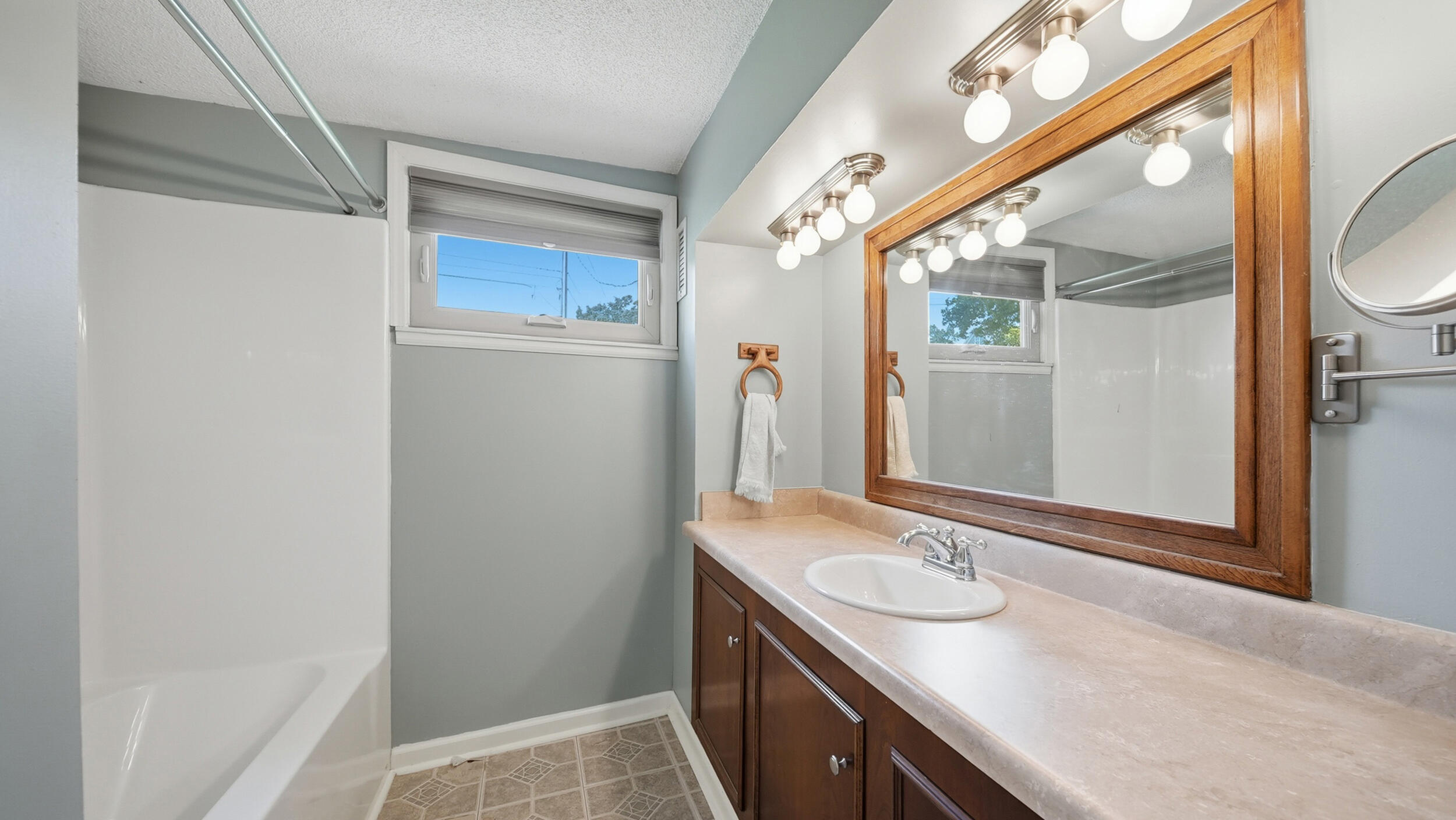 12024 Laurbrow Road