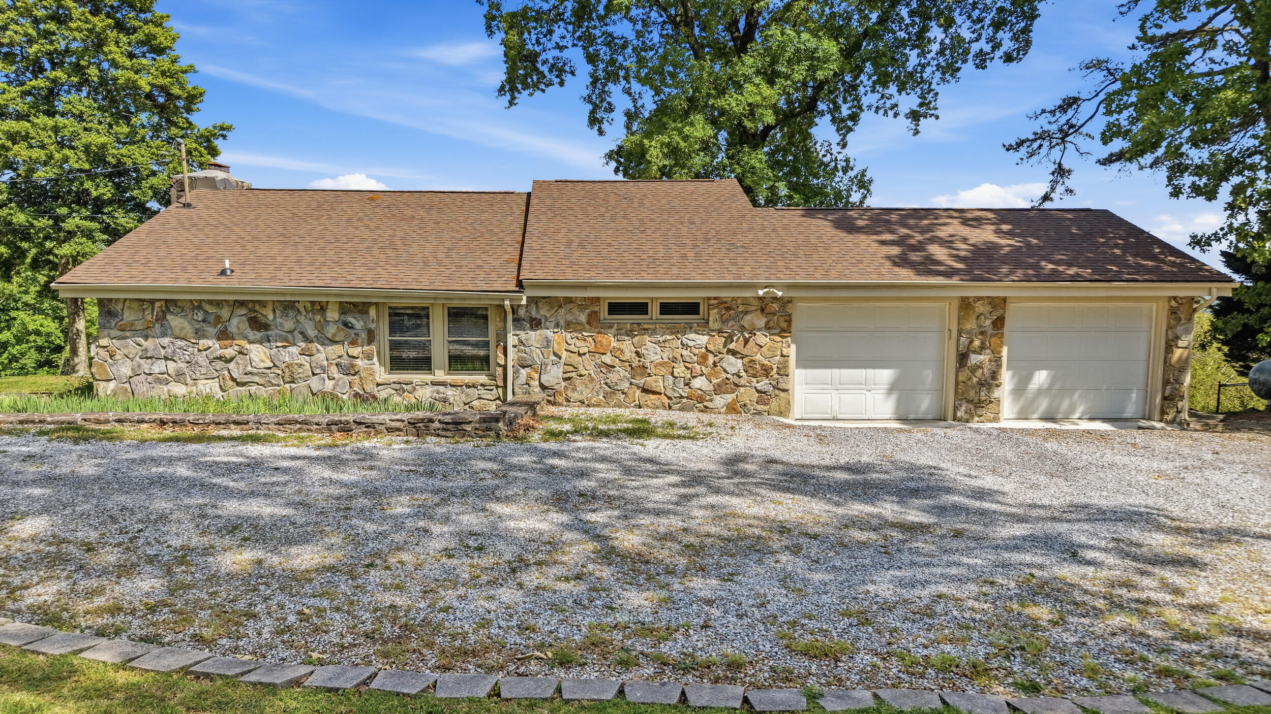 12024 Laurbrow Road