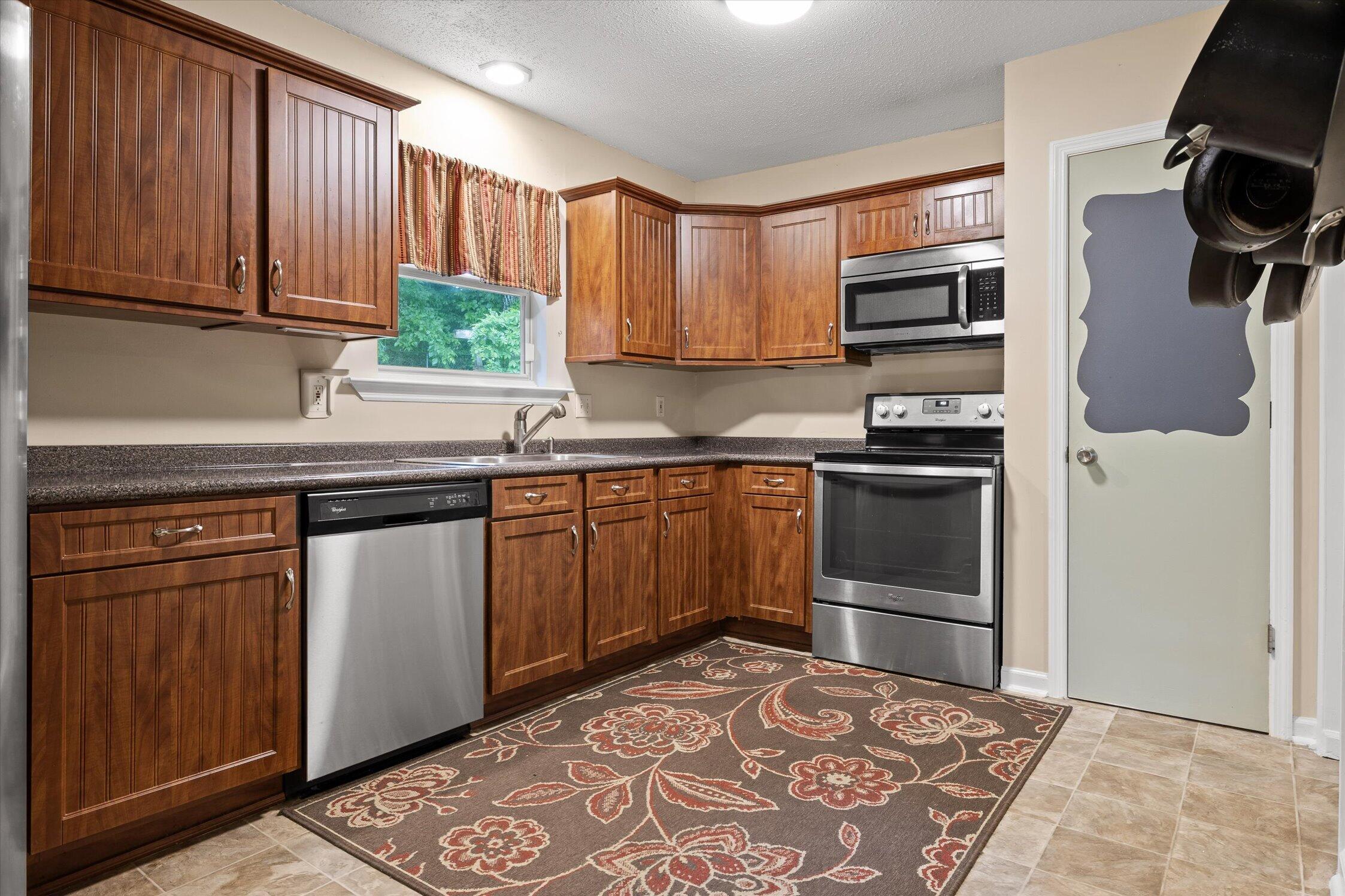 8462 Cross Timbers Circle