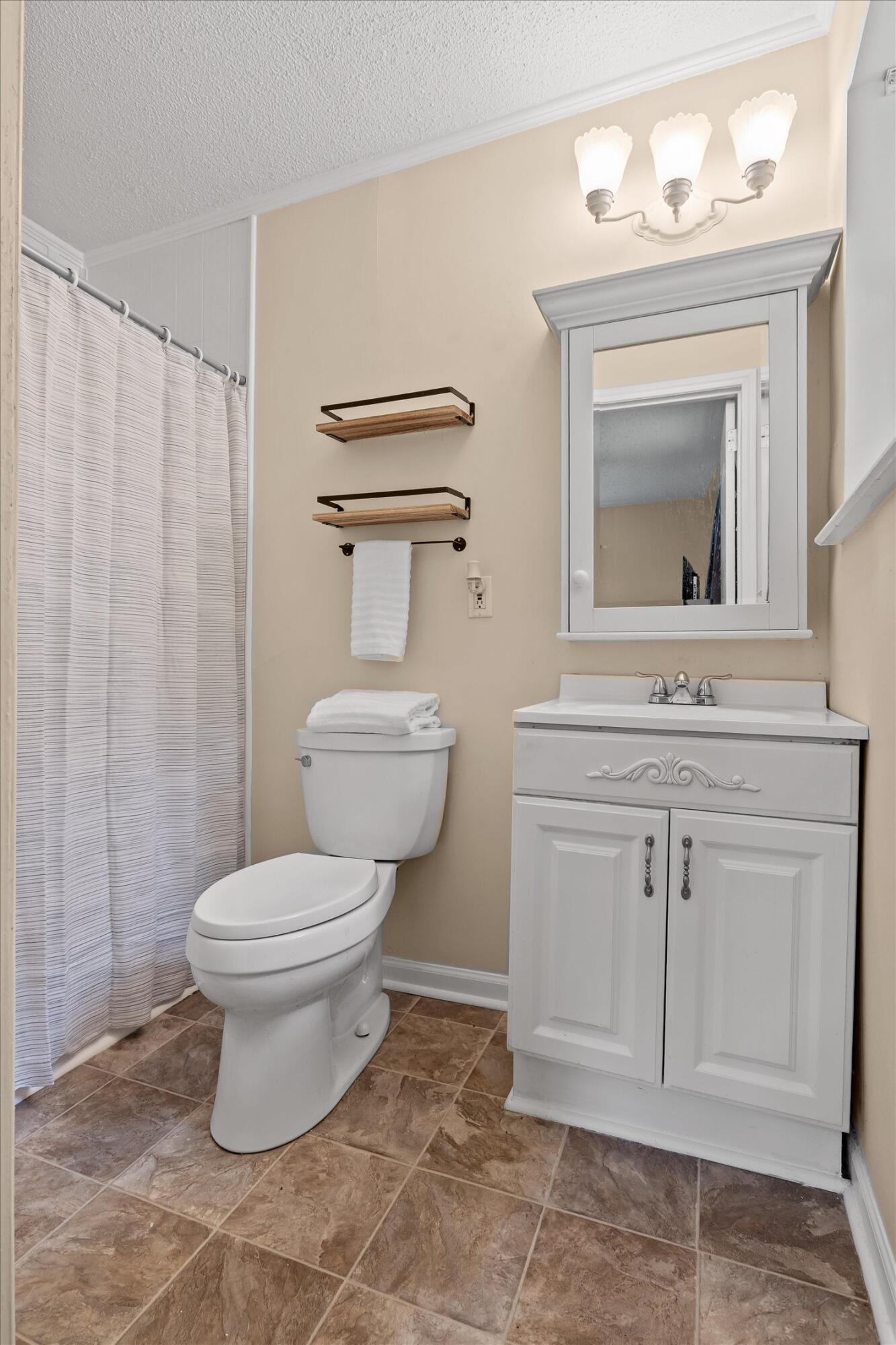 8462 Cross Timbers Circle