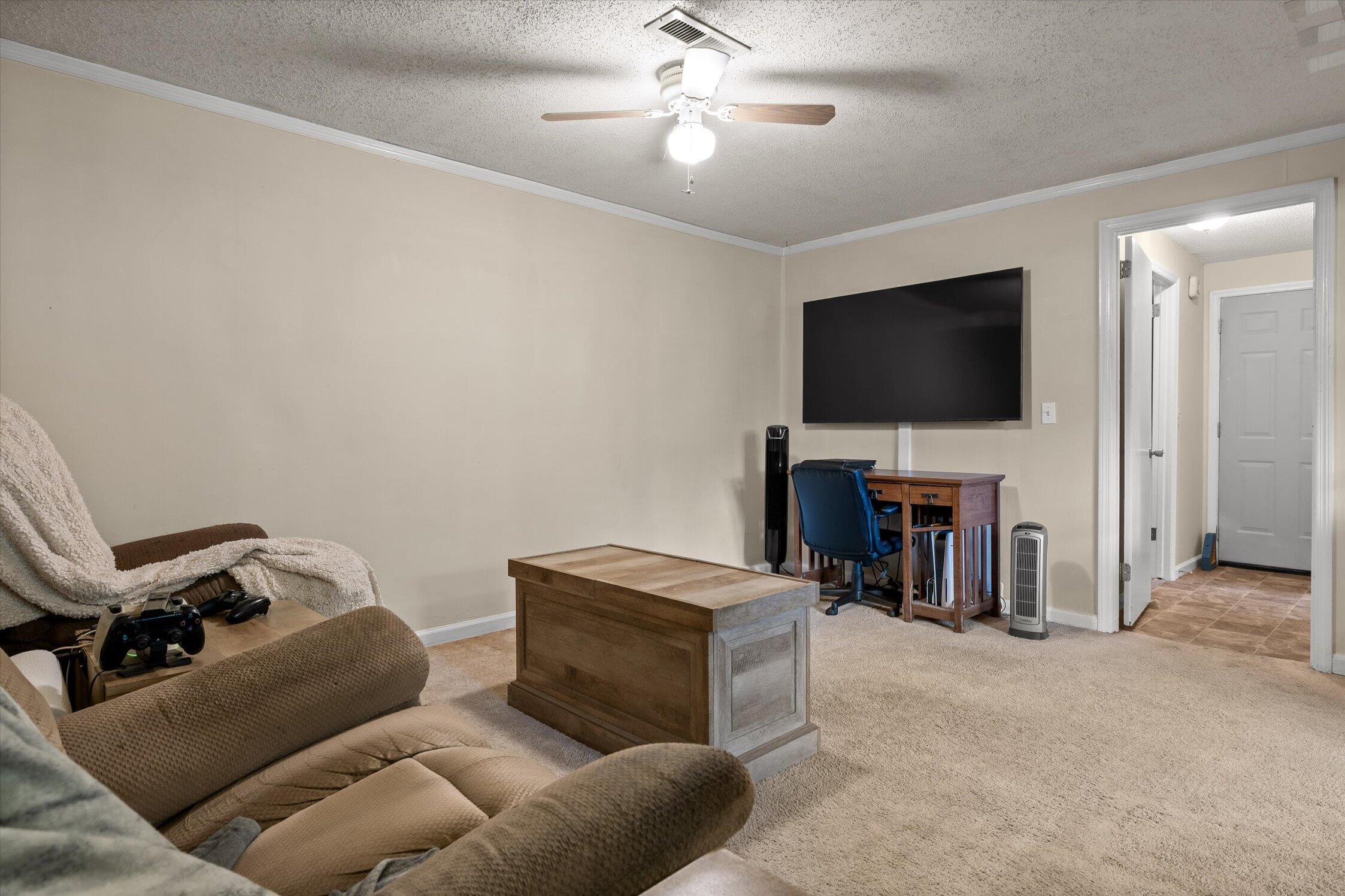 8462 Cross Timbers Circle