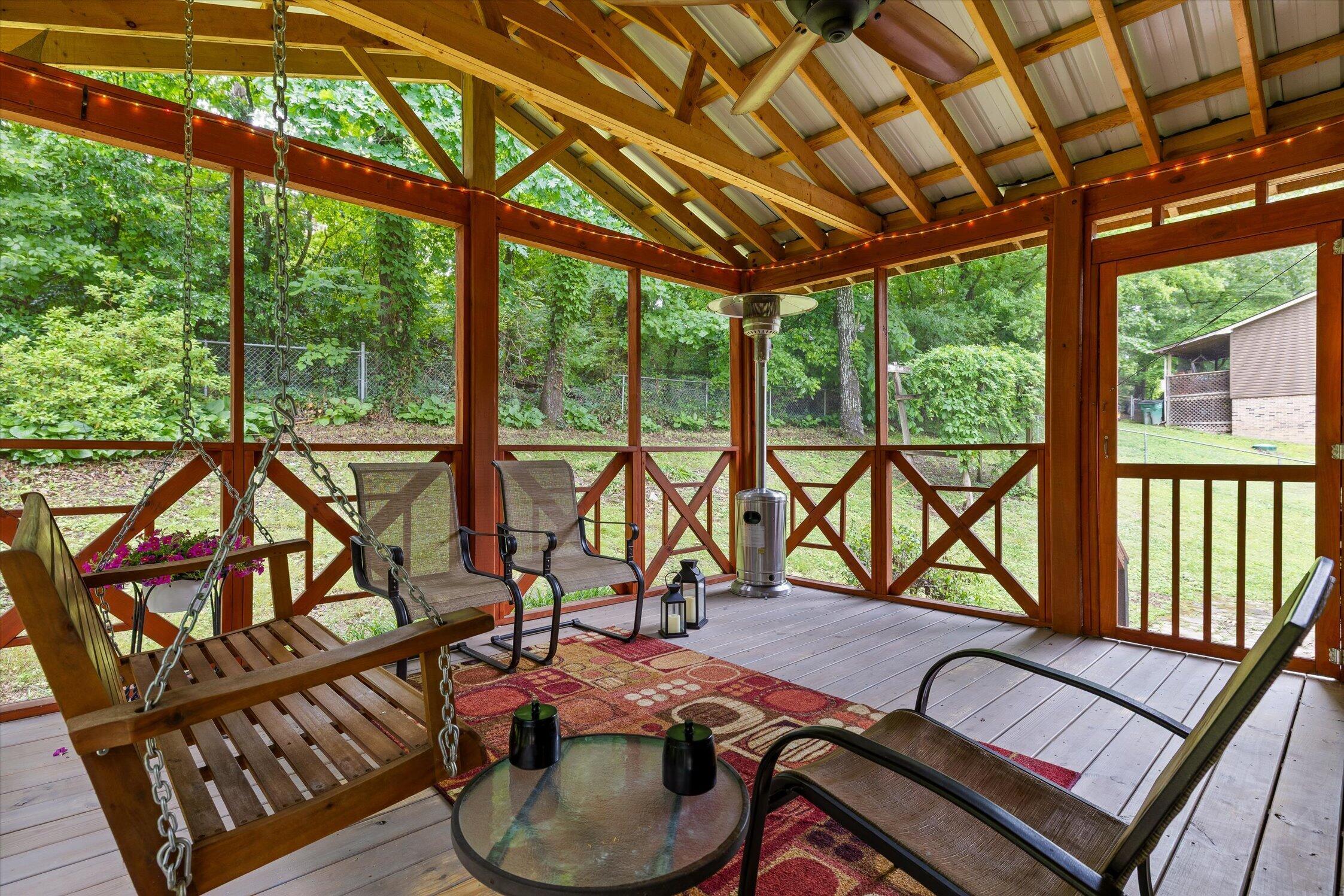 8462 Cross Timbers Circle