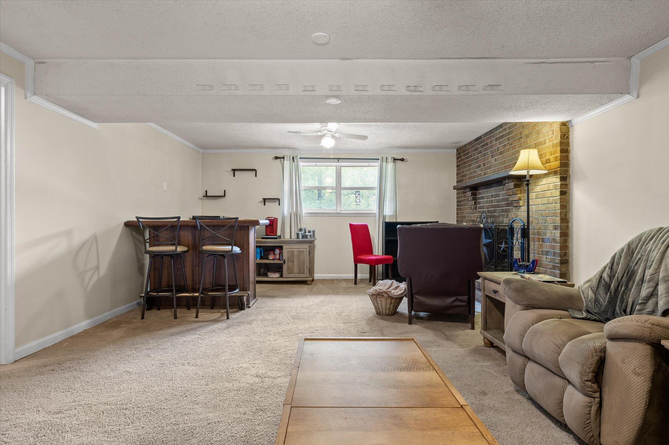 8462 Cross Timbers Circle