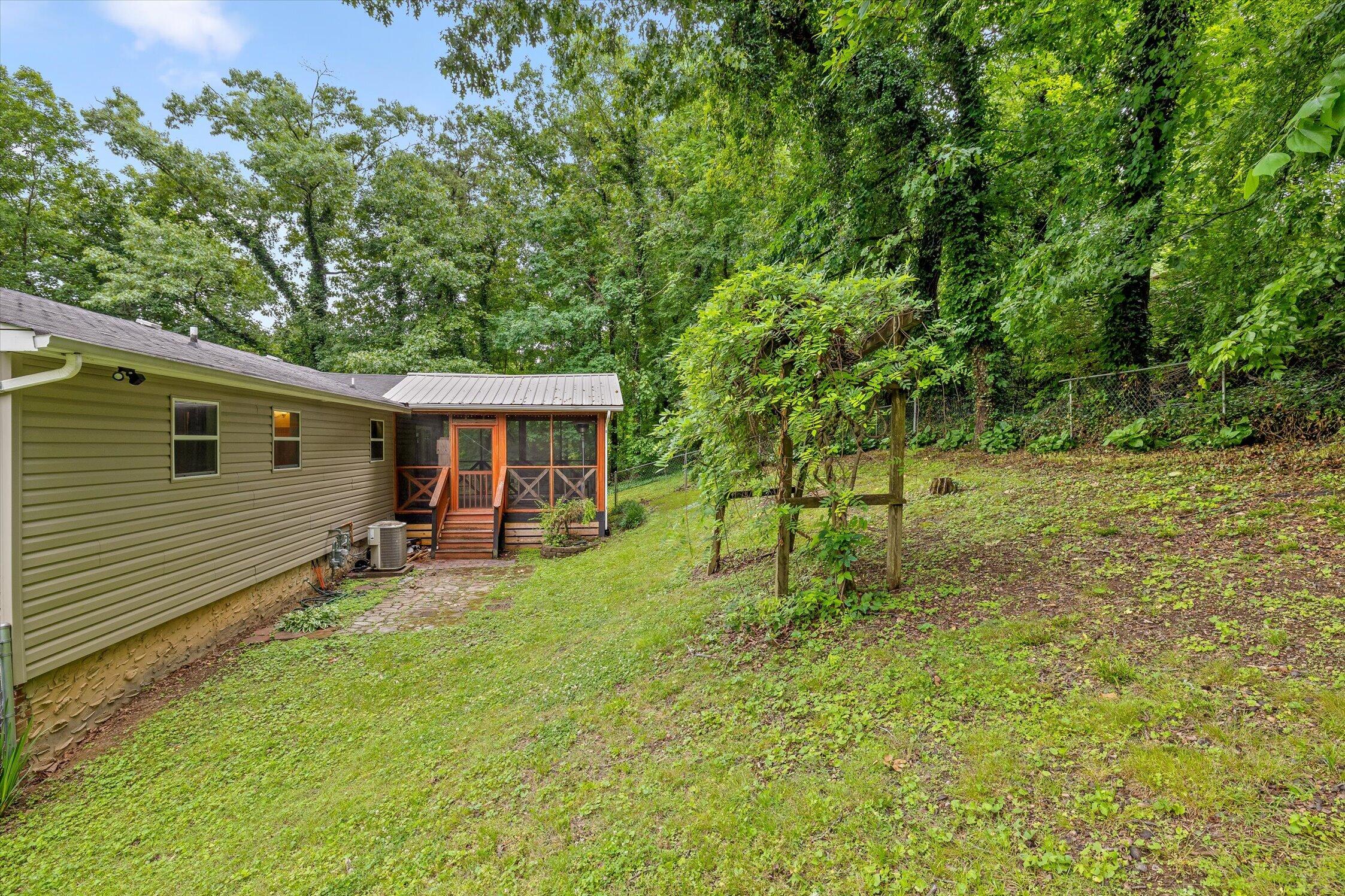 8462 Cross Timbers Circle