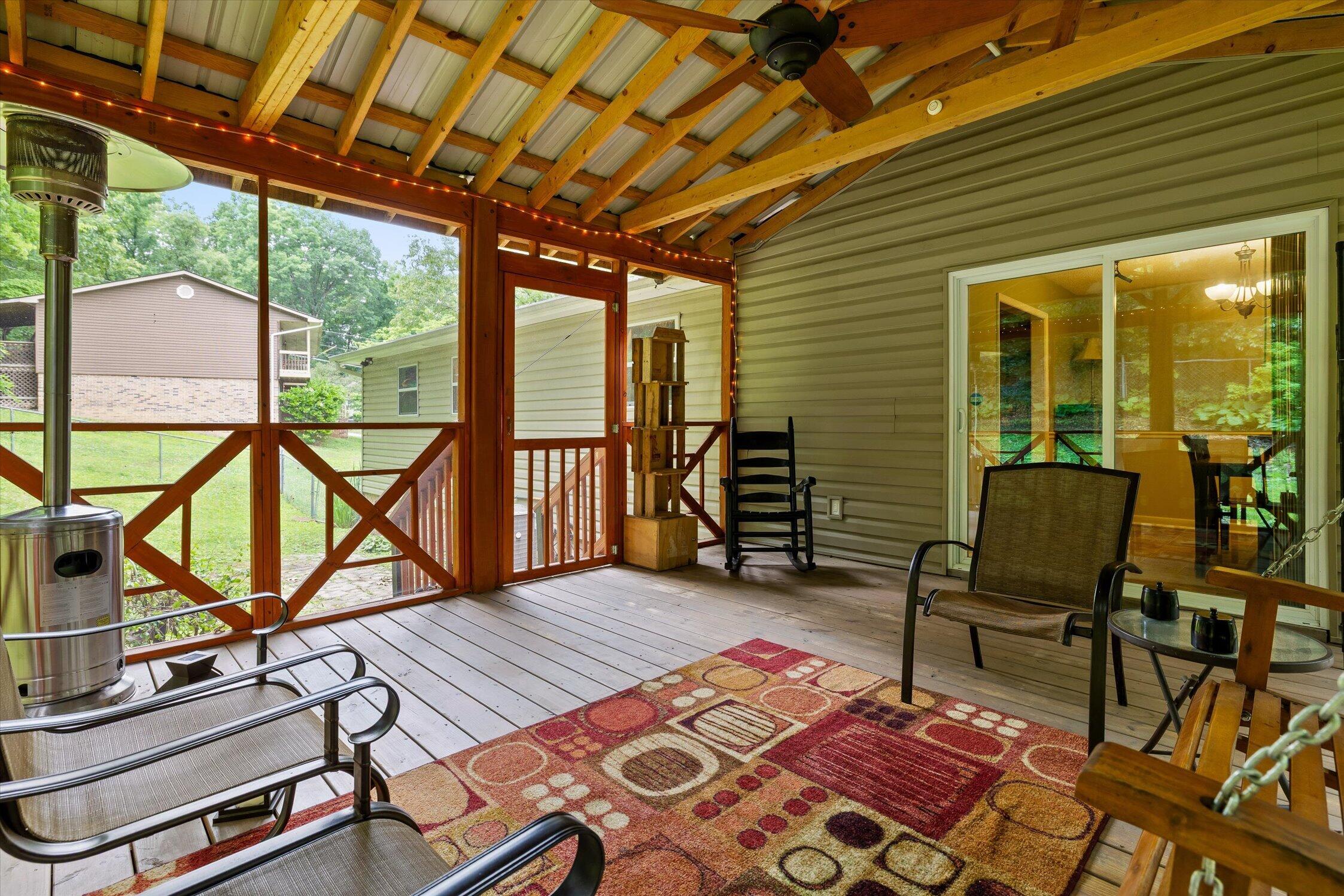 8462 Cross Timbers Circle