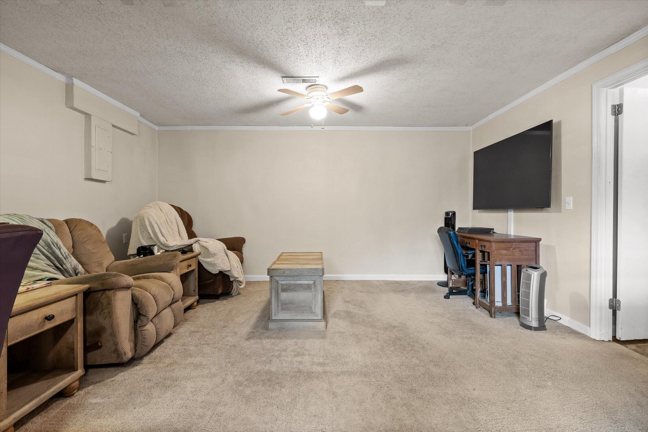 8462 Cross Timbers Circle