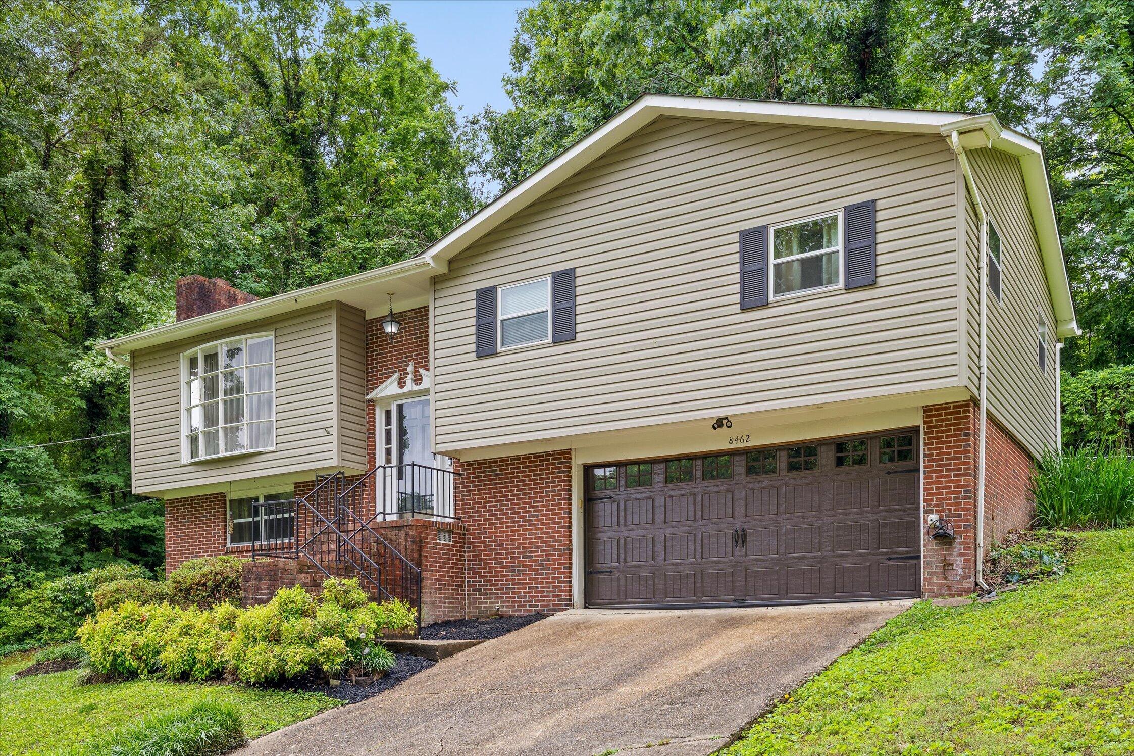 8462 Cross Timbers Circle