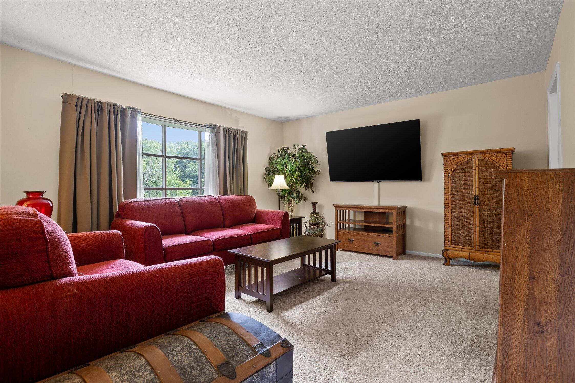 8462 Cross Timbers Circle