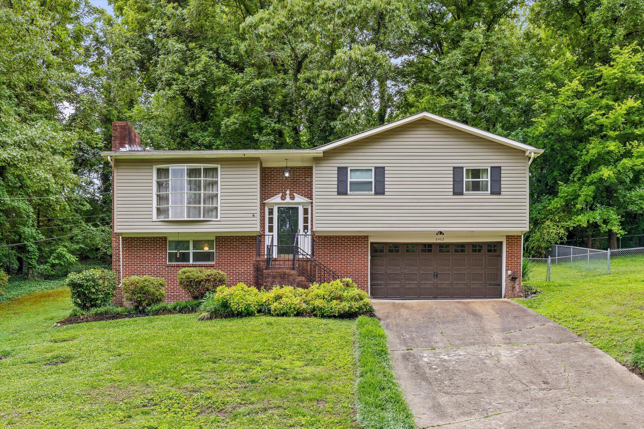 8462 Cross Timbers Circle