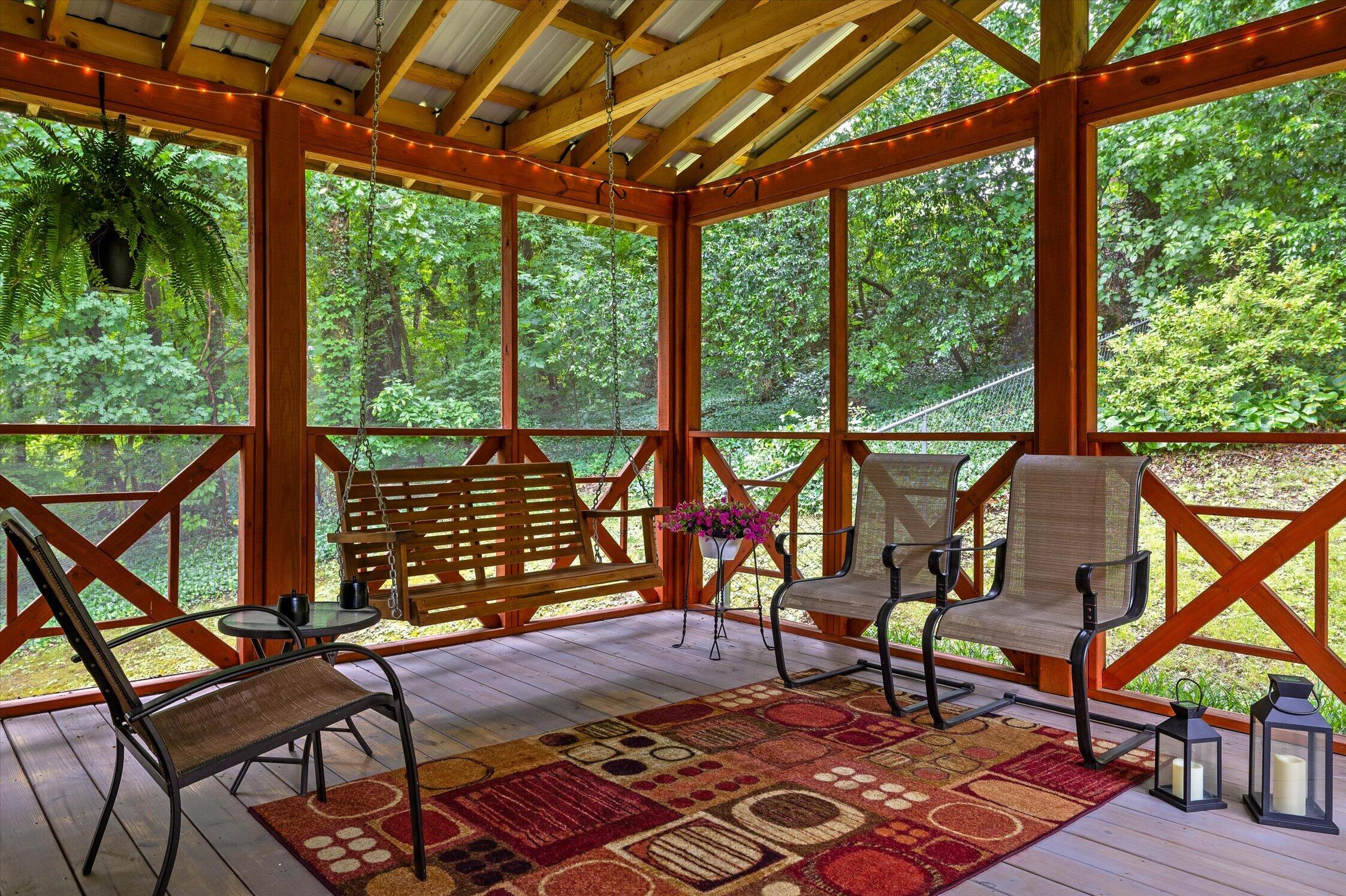 8462 Cross Timbers Circle