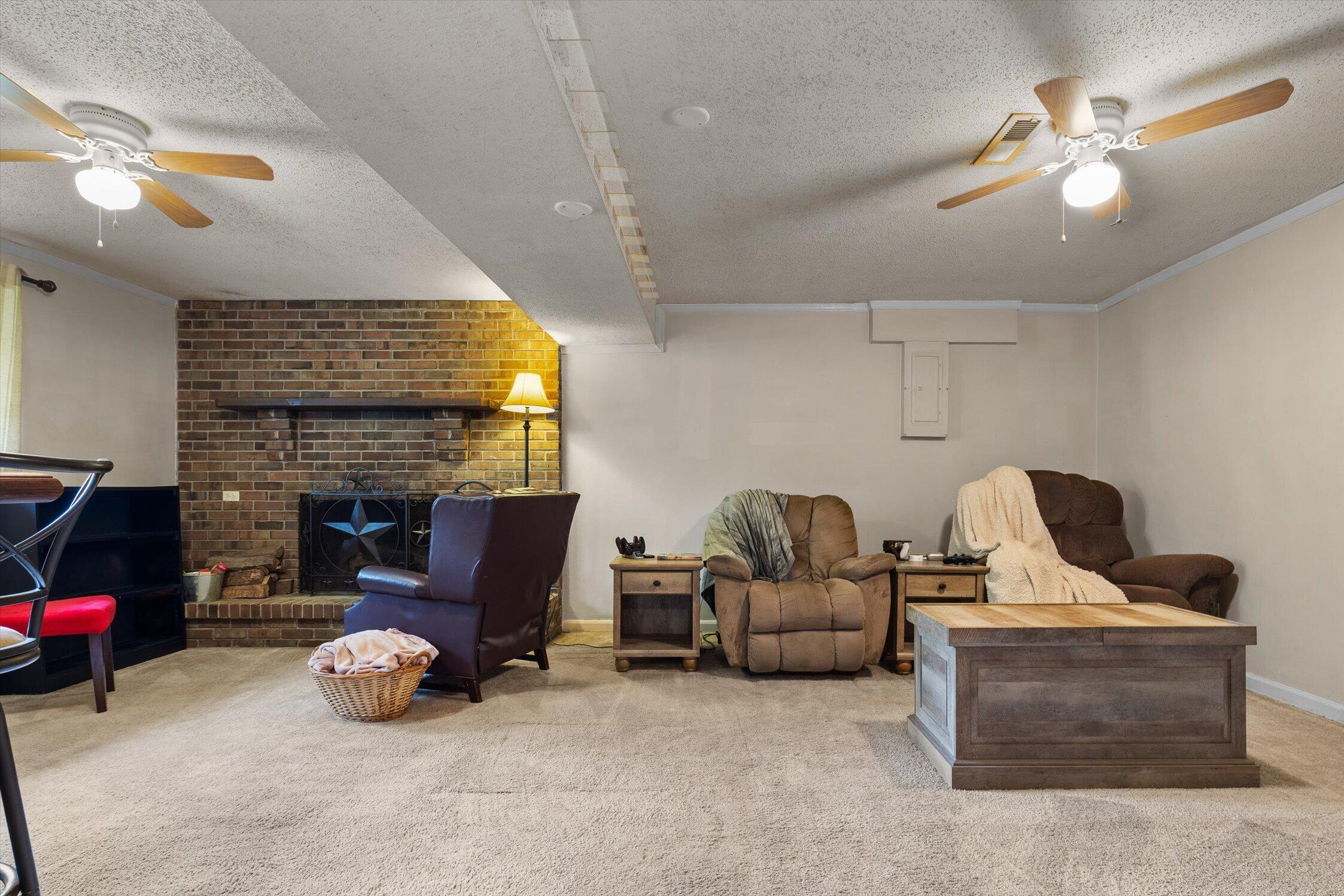 8462 Cross Timbers Circle