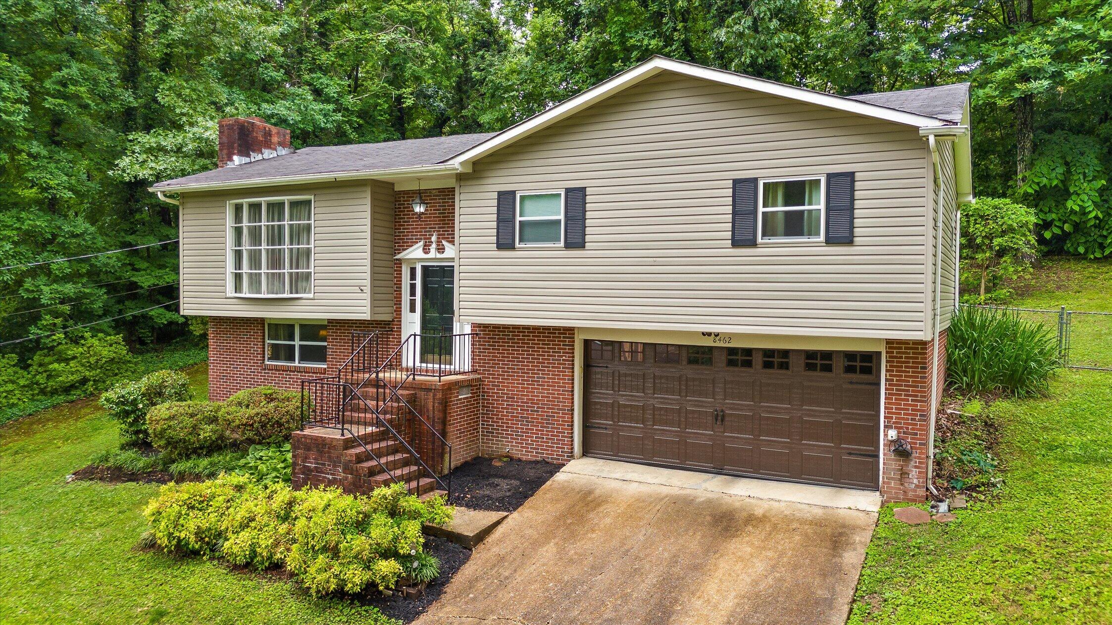 8462 Cross Timbers Circle