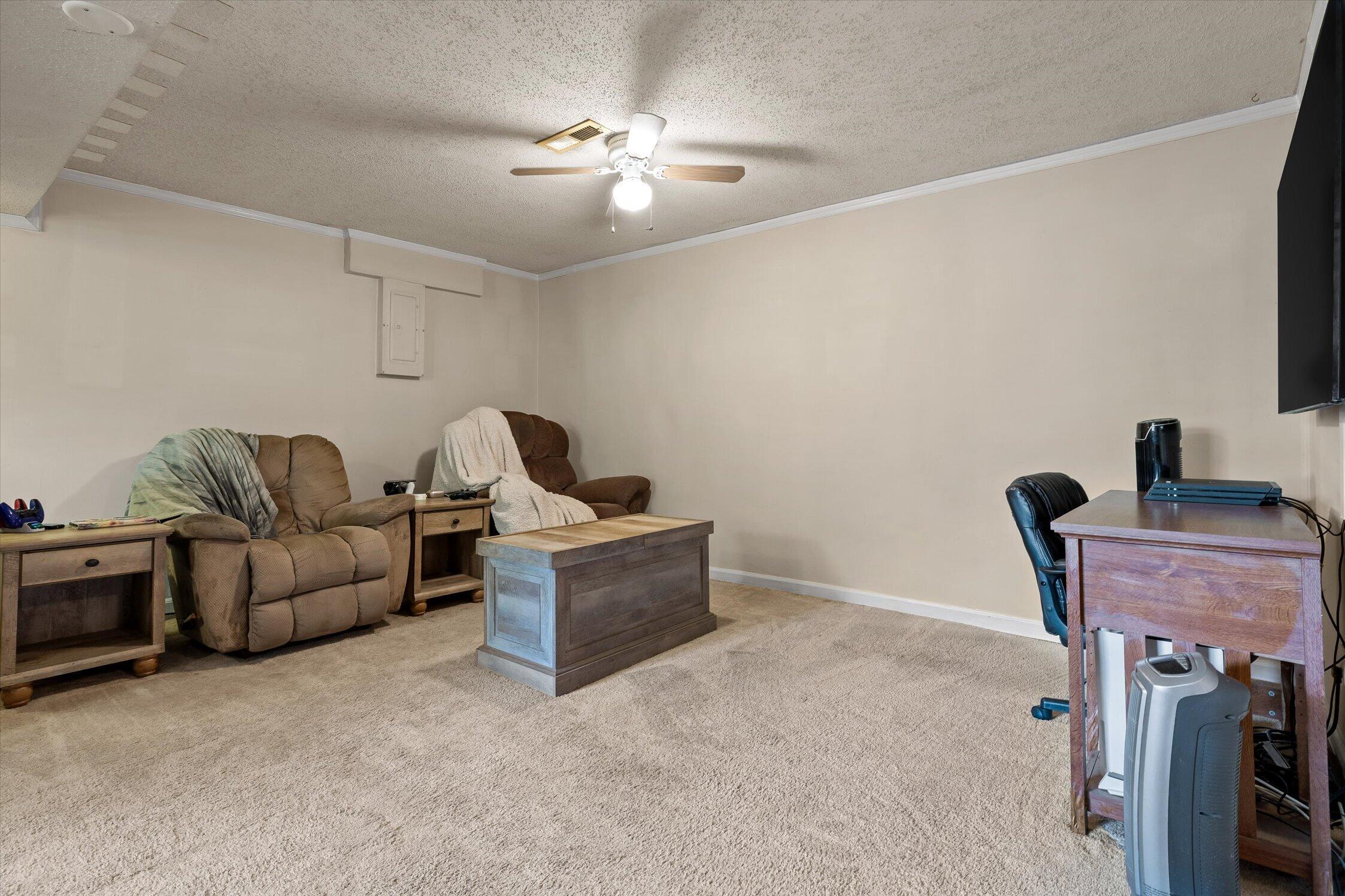 8462 Cross Timbers Circle