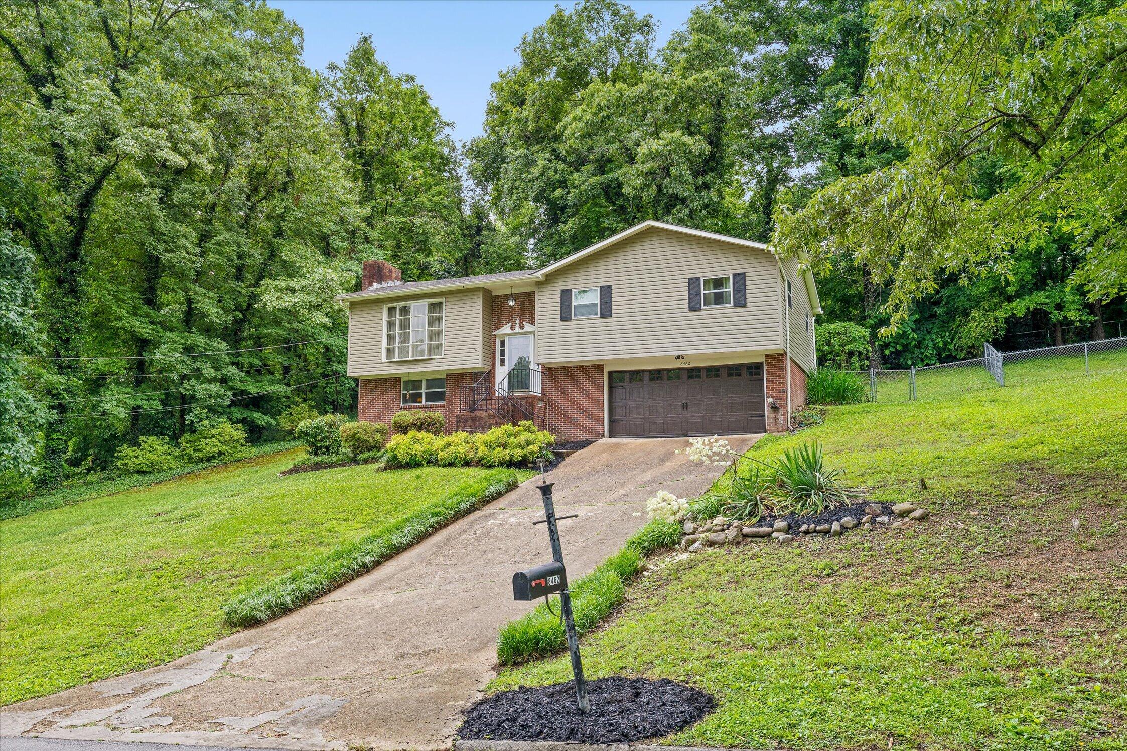 8462 Cross Timbers Circle