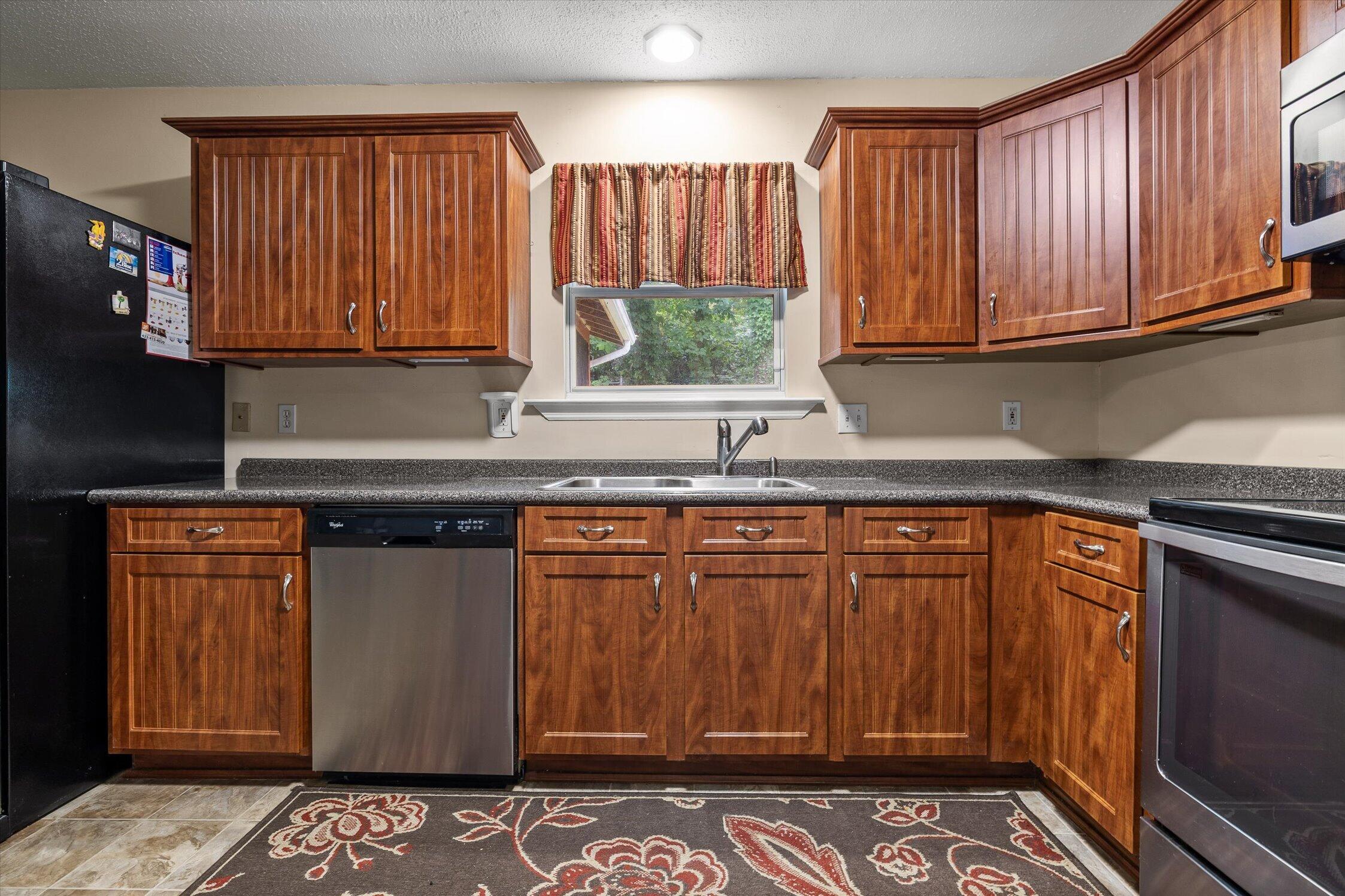 8462 Cross Timbers Circle