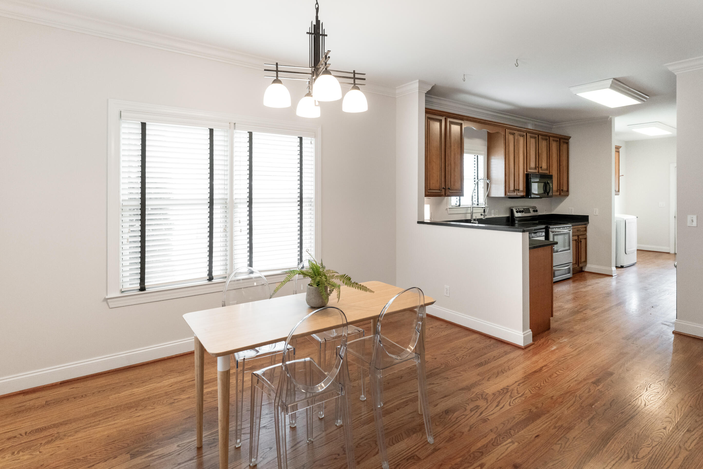 515 E 18th Street