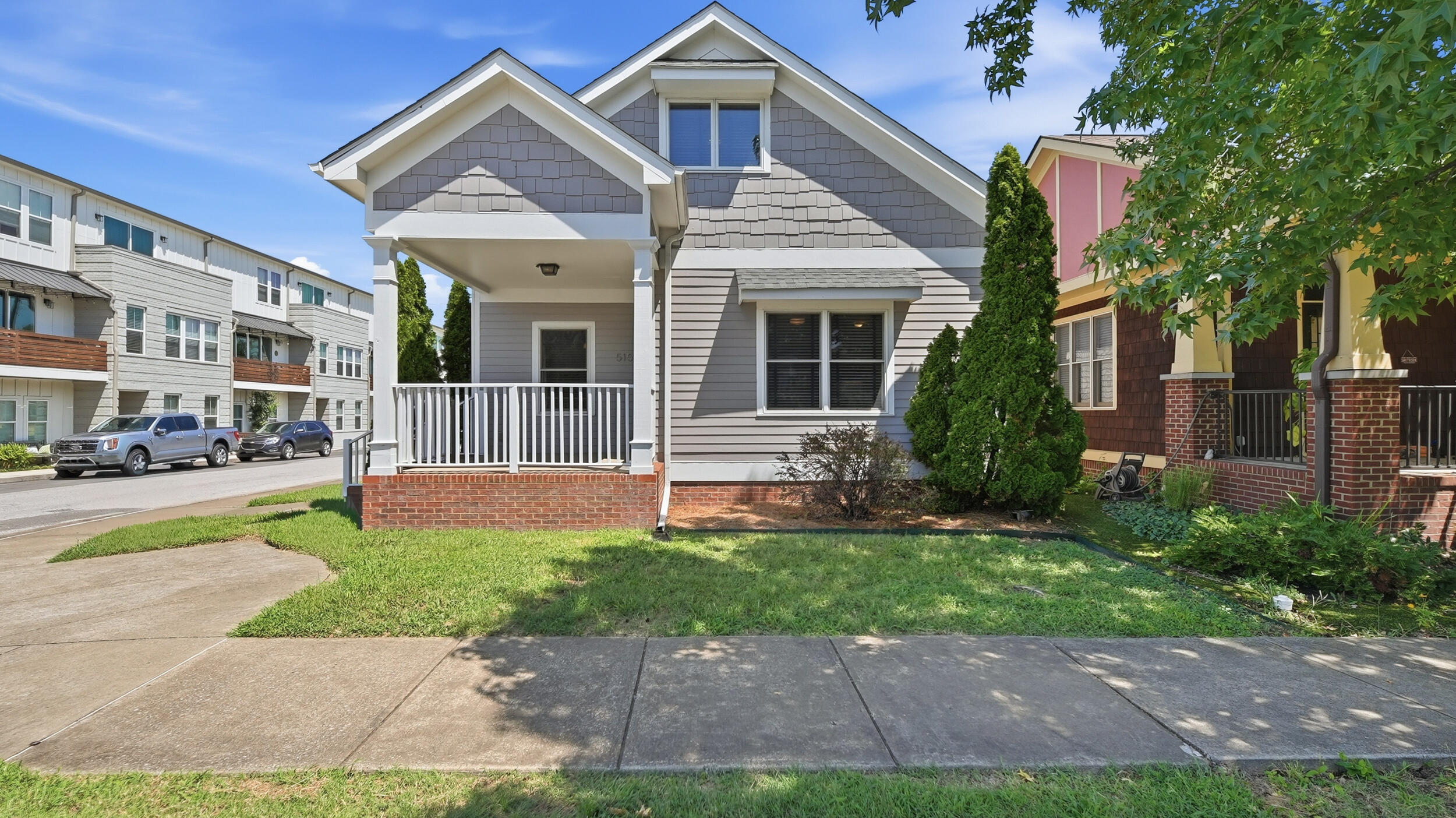 515 E 18th Street